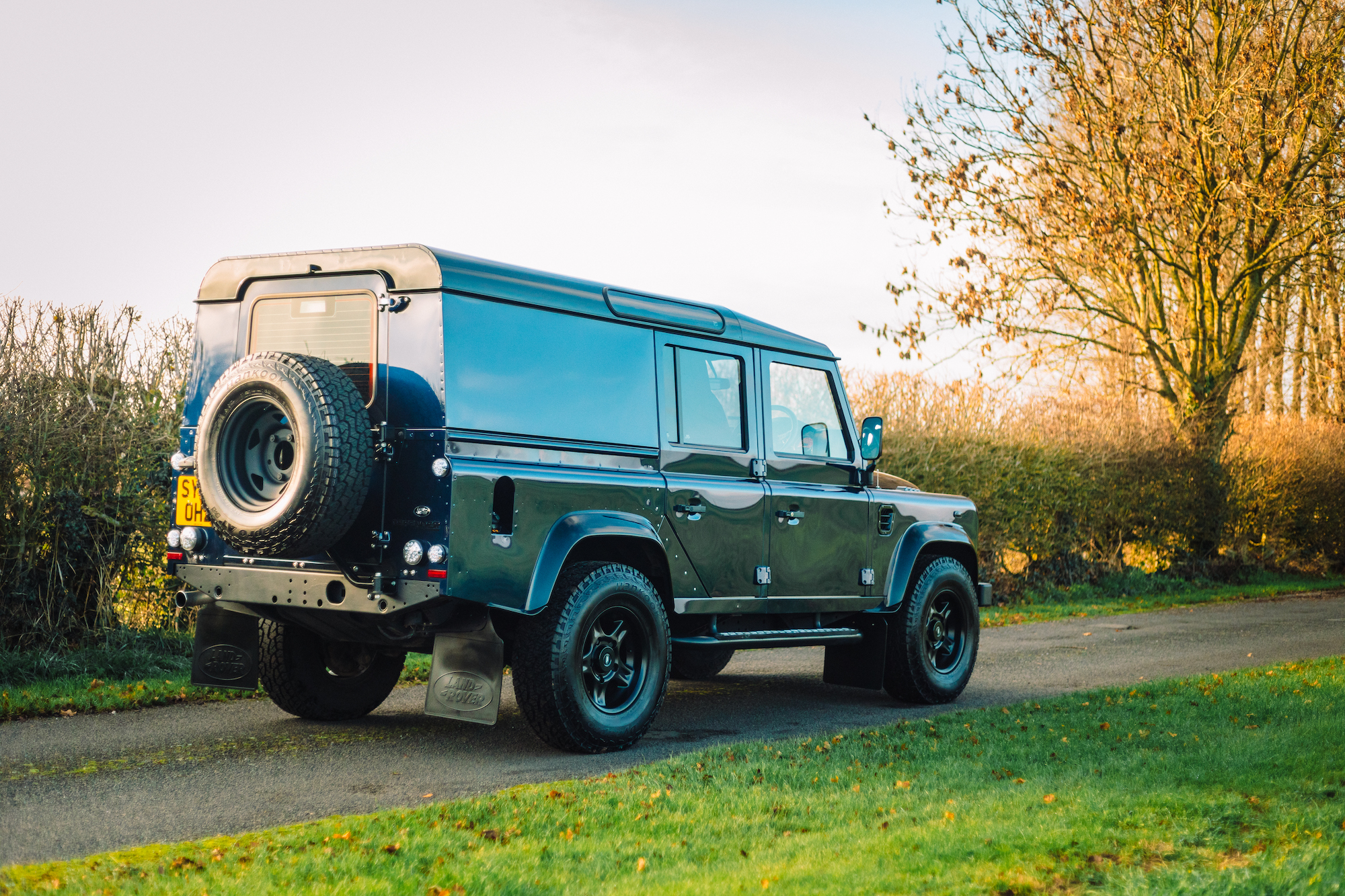14 Land Rover Defender 110 Xs Utility