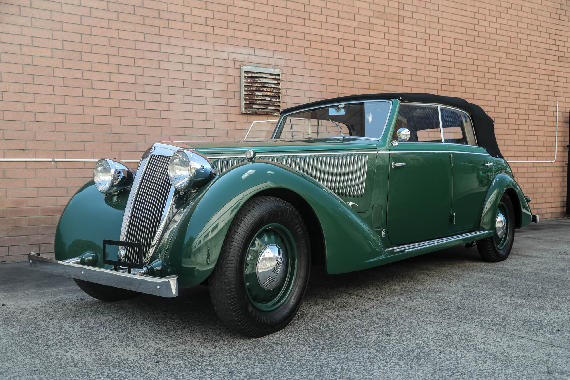 1938 LANCIA ASTURA SERIES IV CABRIOLET BY PININ FARINA