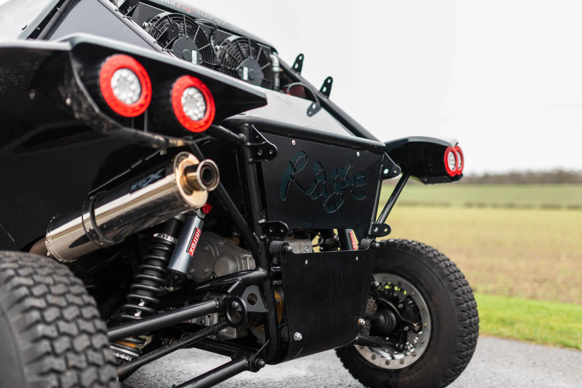 2019 RAGE COMET R