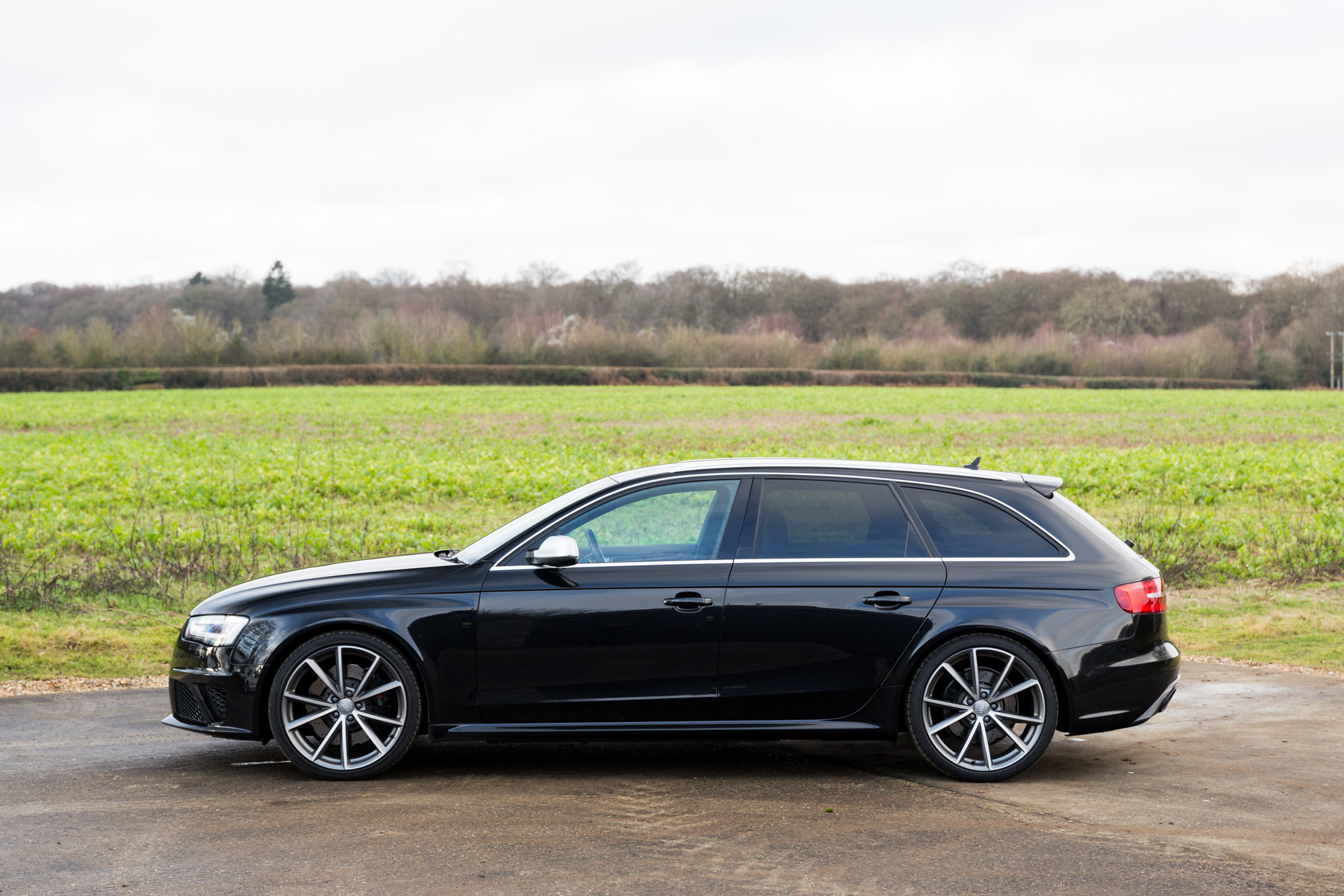 2014 AUDI RS4 AVANT for sale by auction in Marlow, Buckinghamshire ...