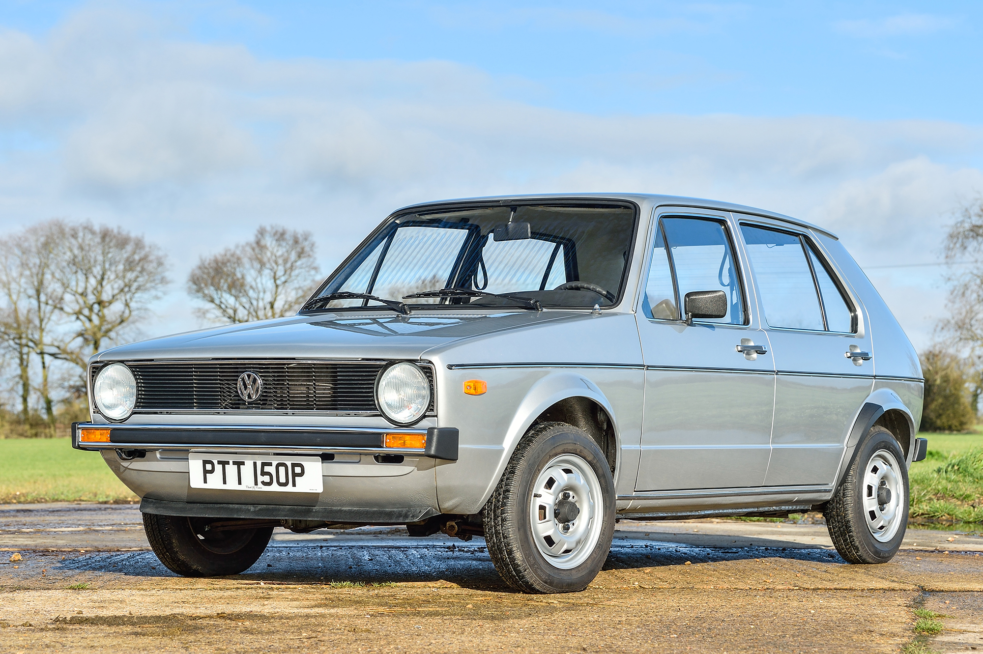 1976 VOLKSWAGEN GOLF (MK1) L