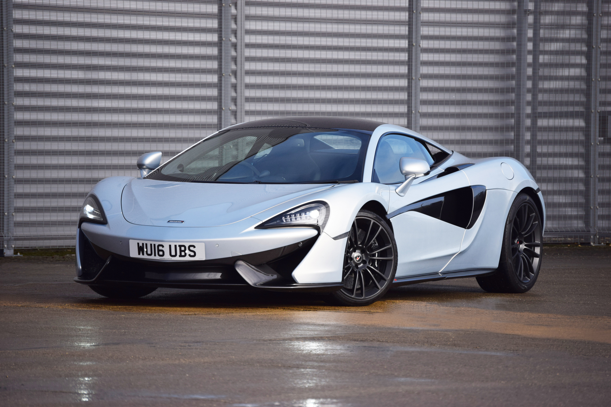 2016 MCLAREN 570S