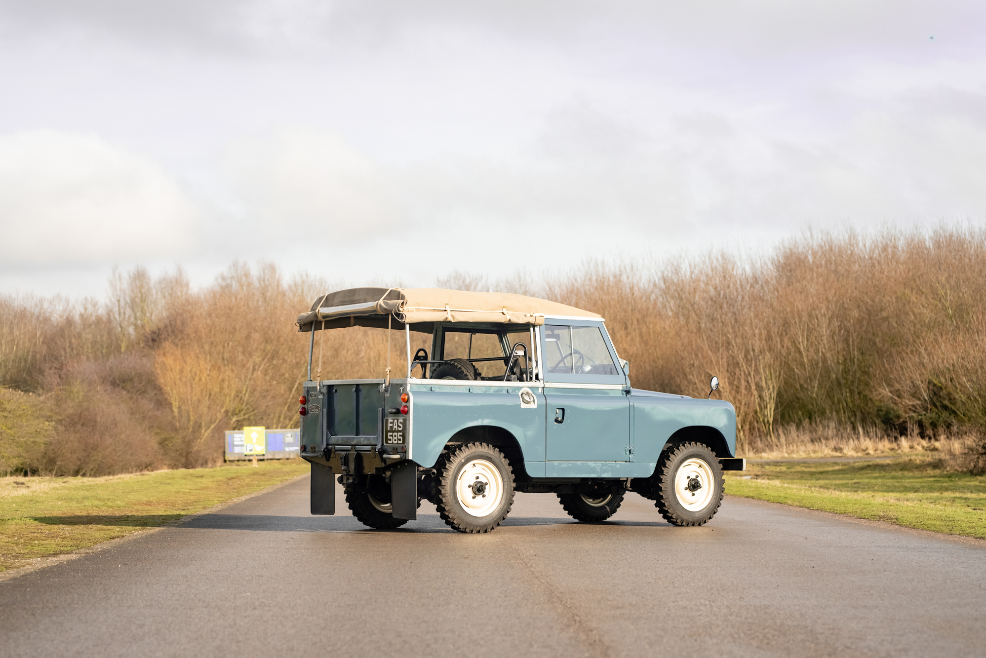 1962 LAND ROVER SERIES IIA 88
