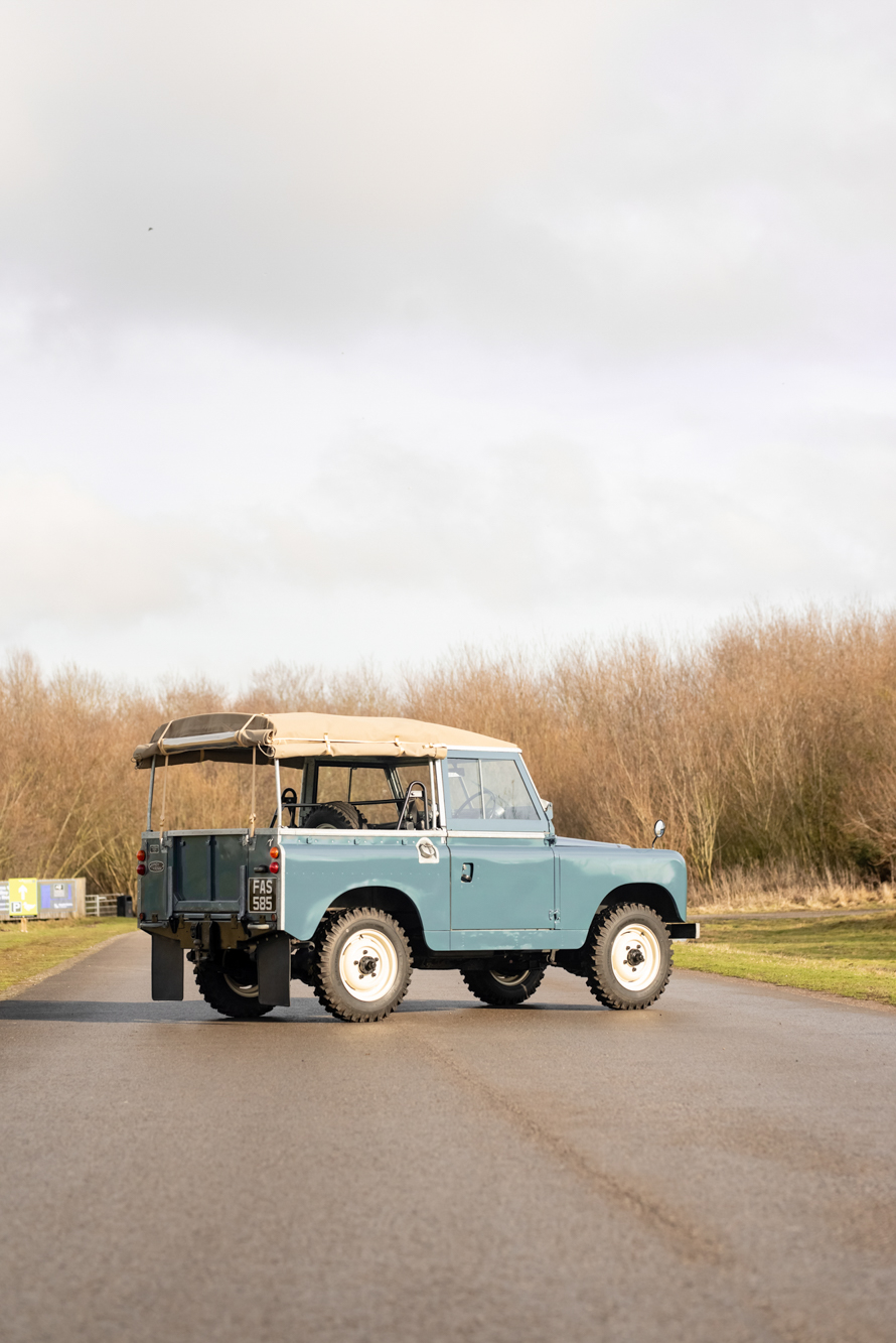 1962 LAND ROVER SERIES IIA 88