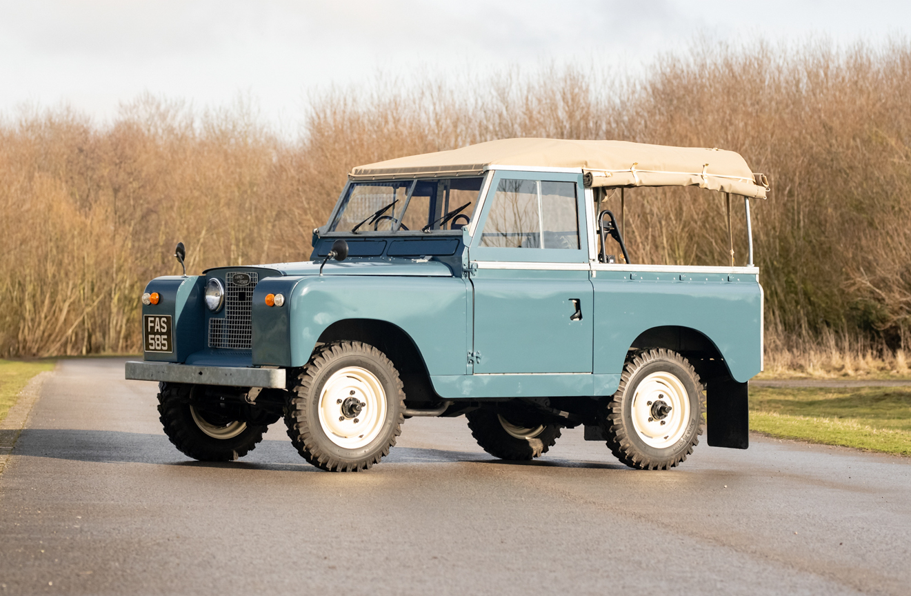 1962 LAND ROVER SERIES IIA 88