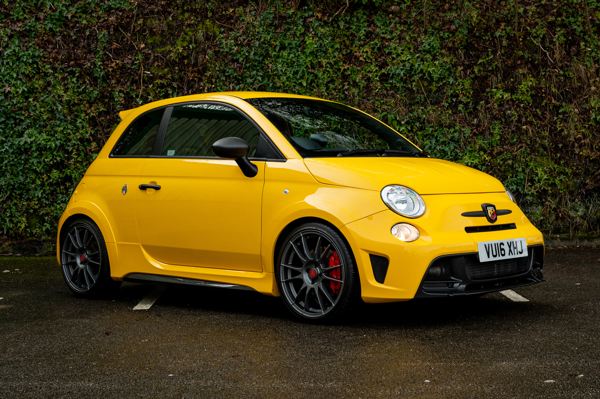 2016 ABARTH 695 BIPOSTO RECORD For Sale By Auction In Bournemouth ...