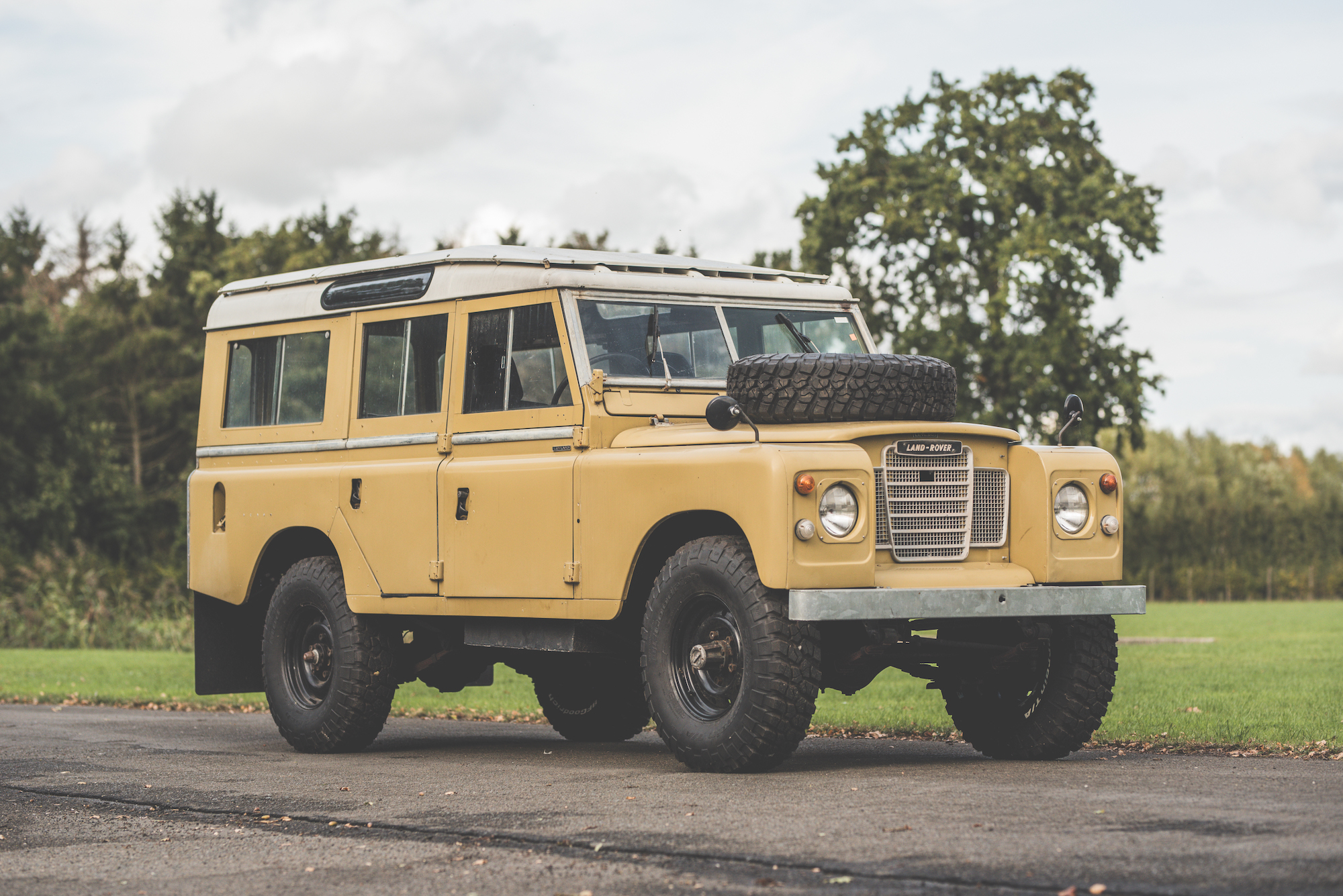 1975 LAND ROVER SERIES III 109