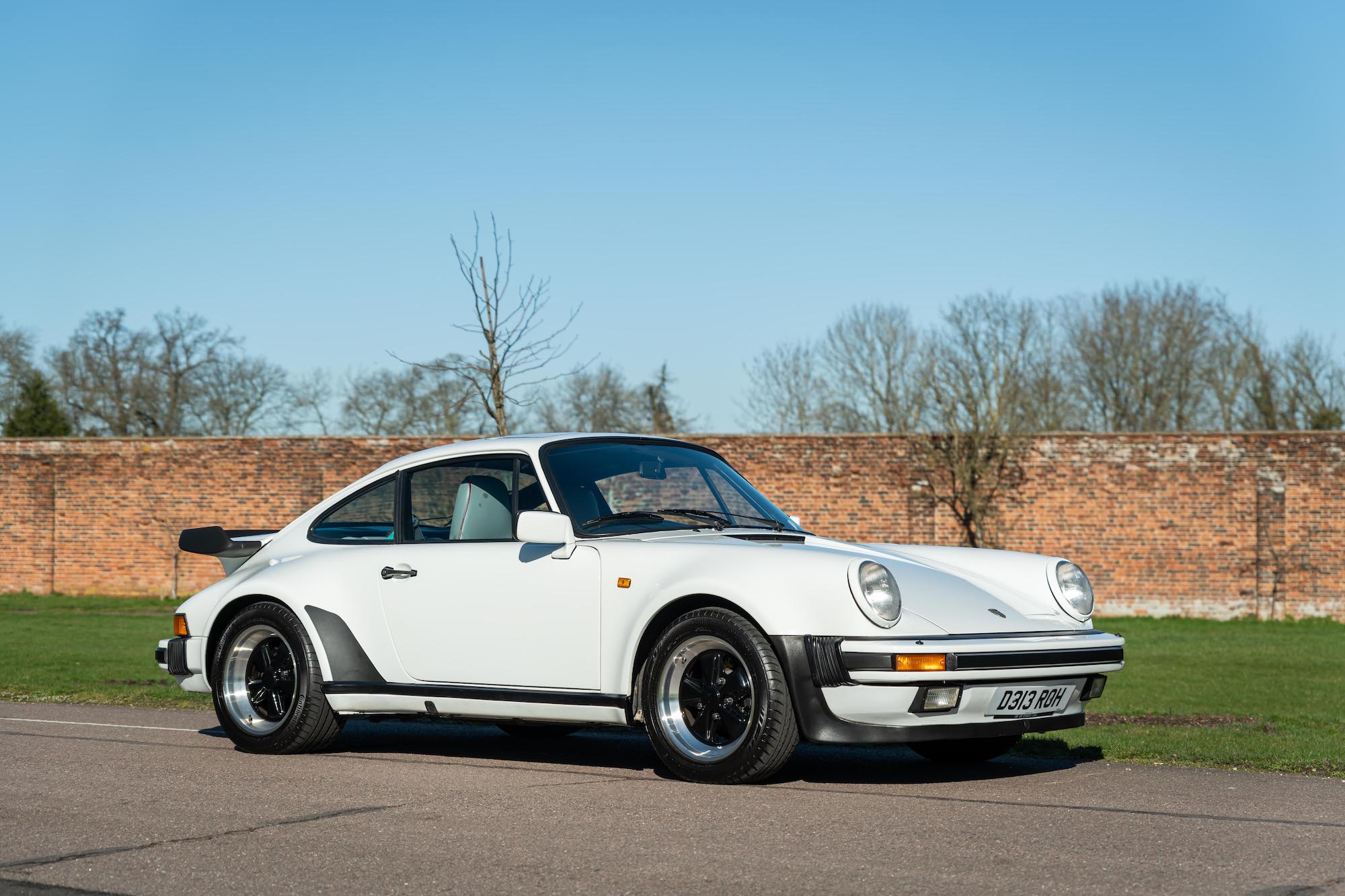 1986 PORSCHE 911 (930) TURBO For Sale By Auction In London, United Kingdom