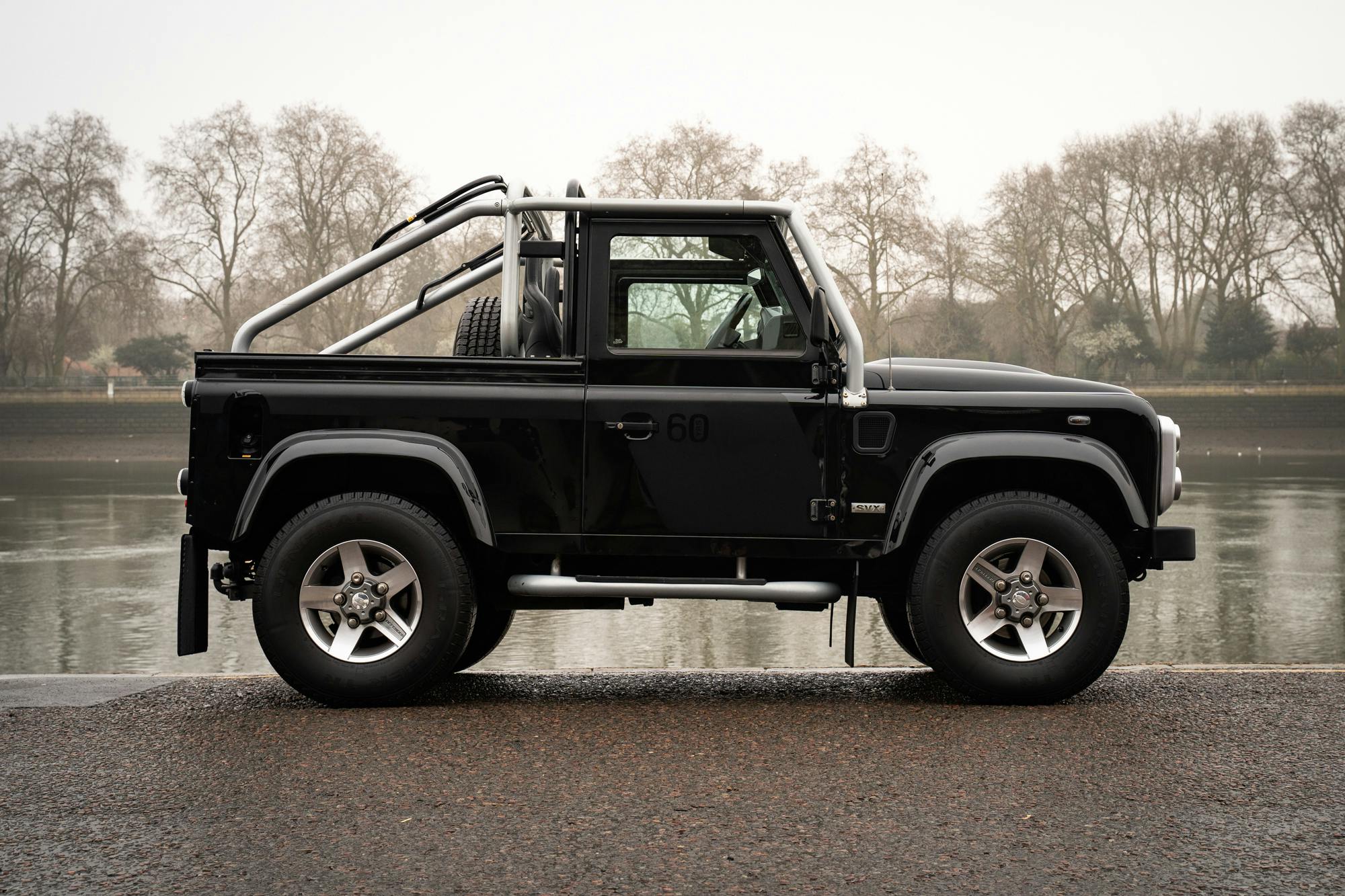 2009 LAND ROVER DEFENDER 90 SVX