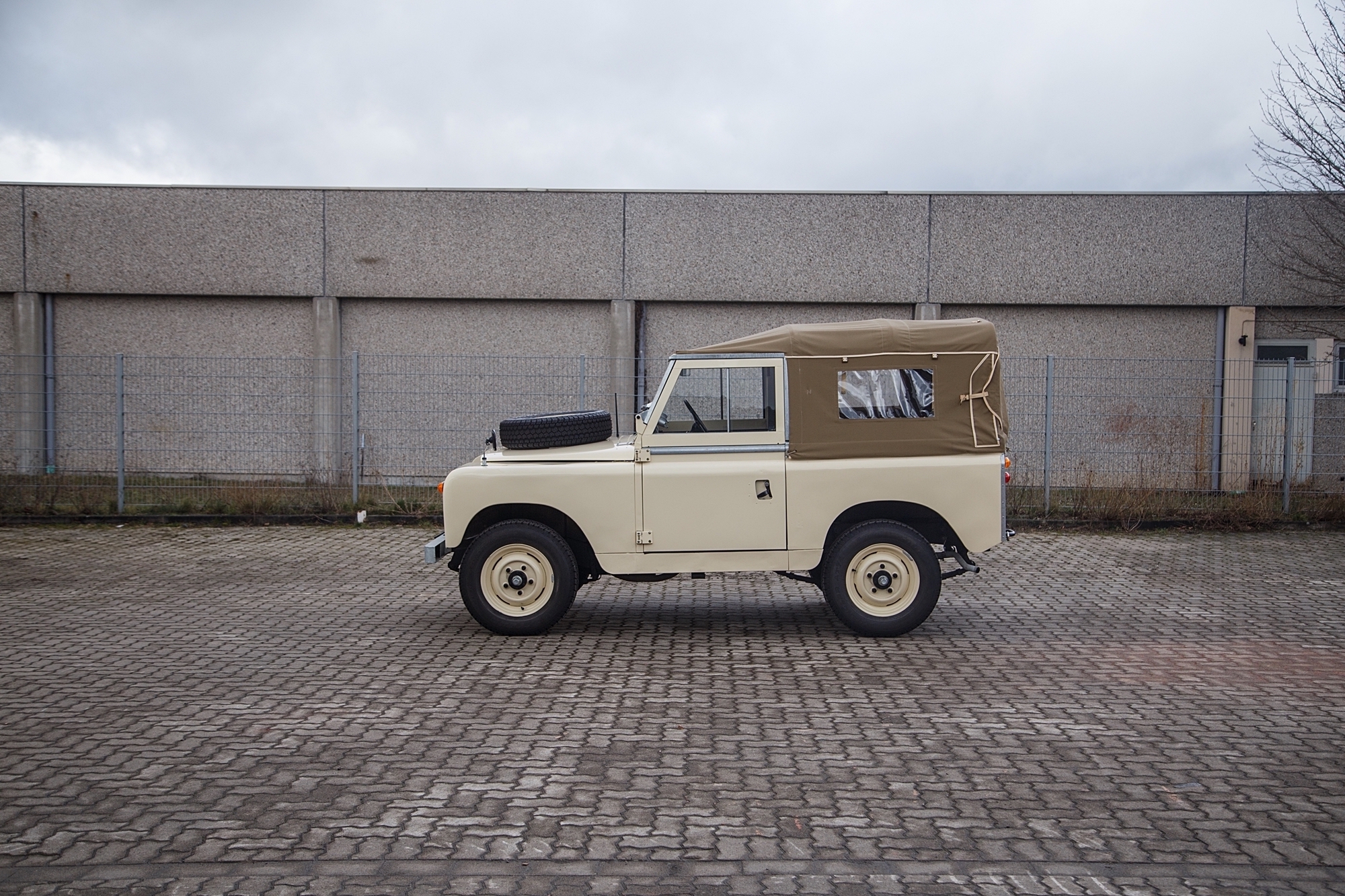 1961 LAND ROVER SERIES 11A 88