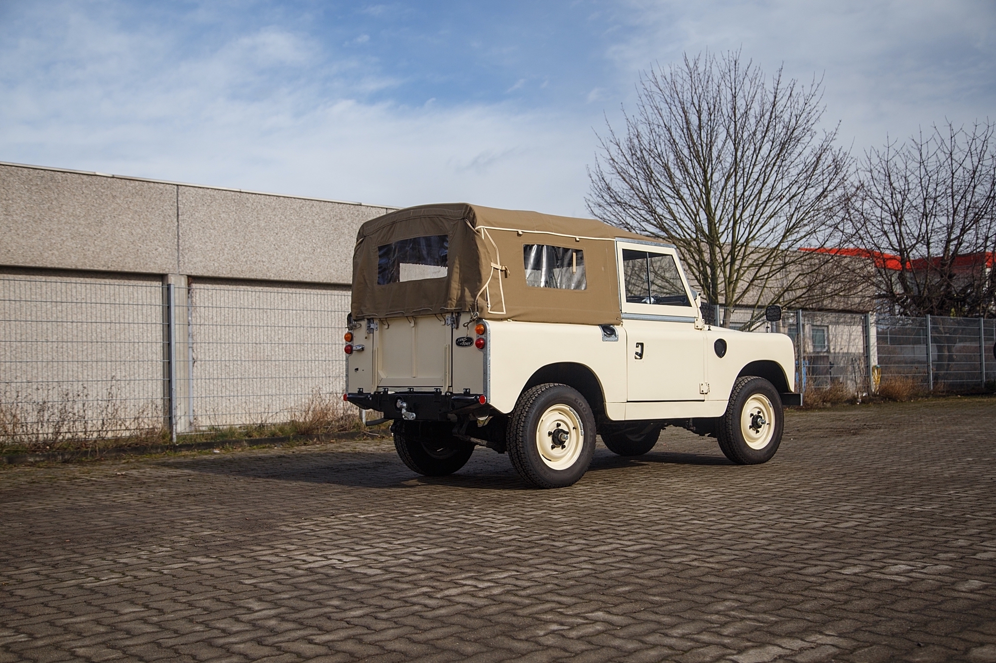 1961 LAND ROVER SERIES 11A 88