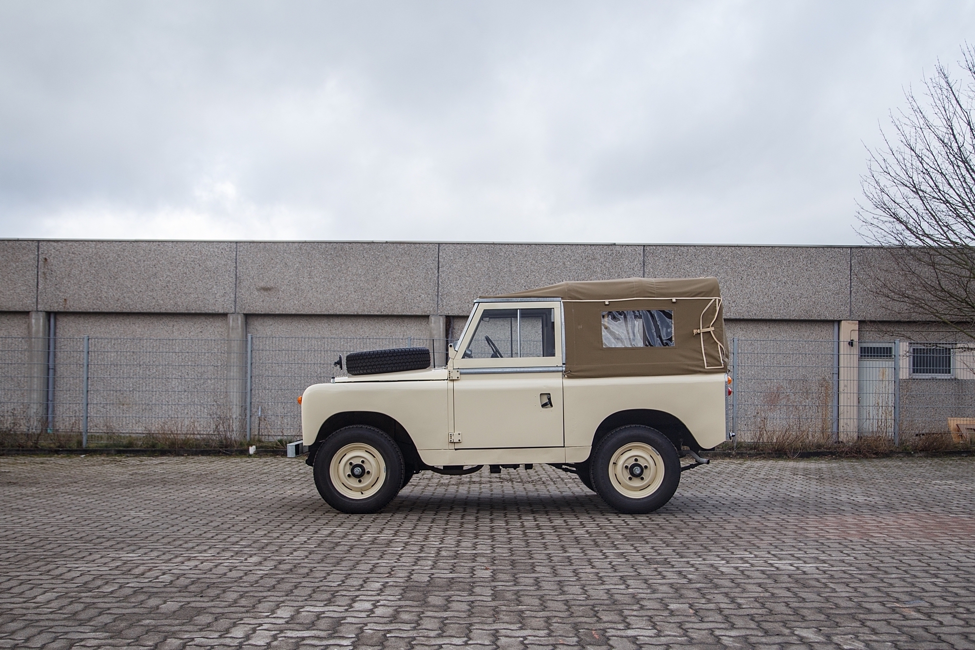 1961 LAND ROVER SERIES 11A 88