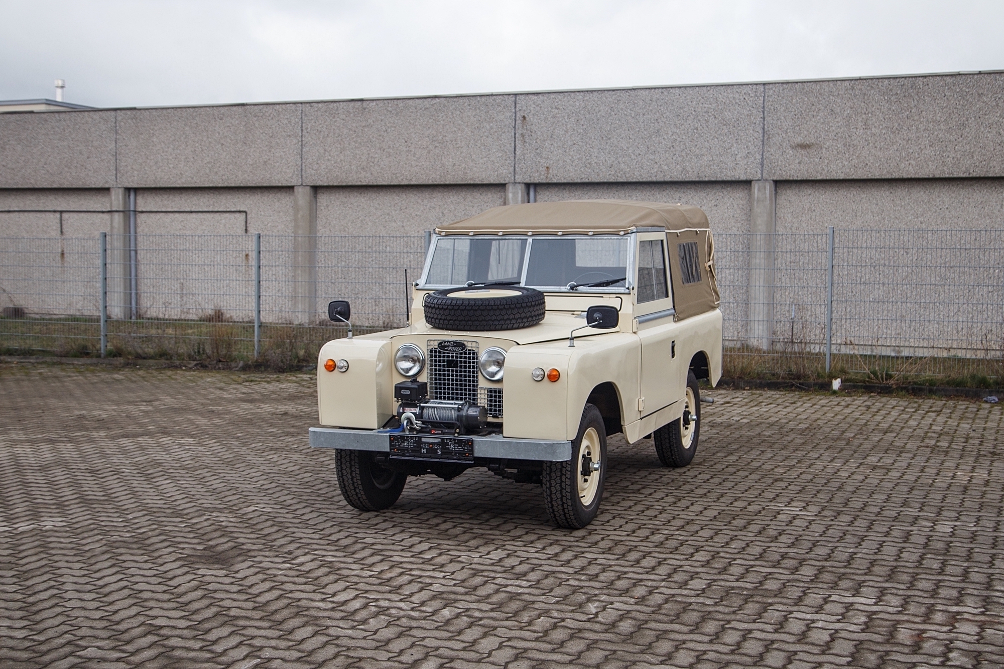 1961 LAND ROVER SERIES 11A 88