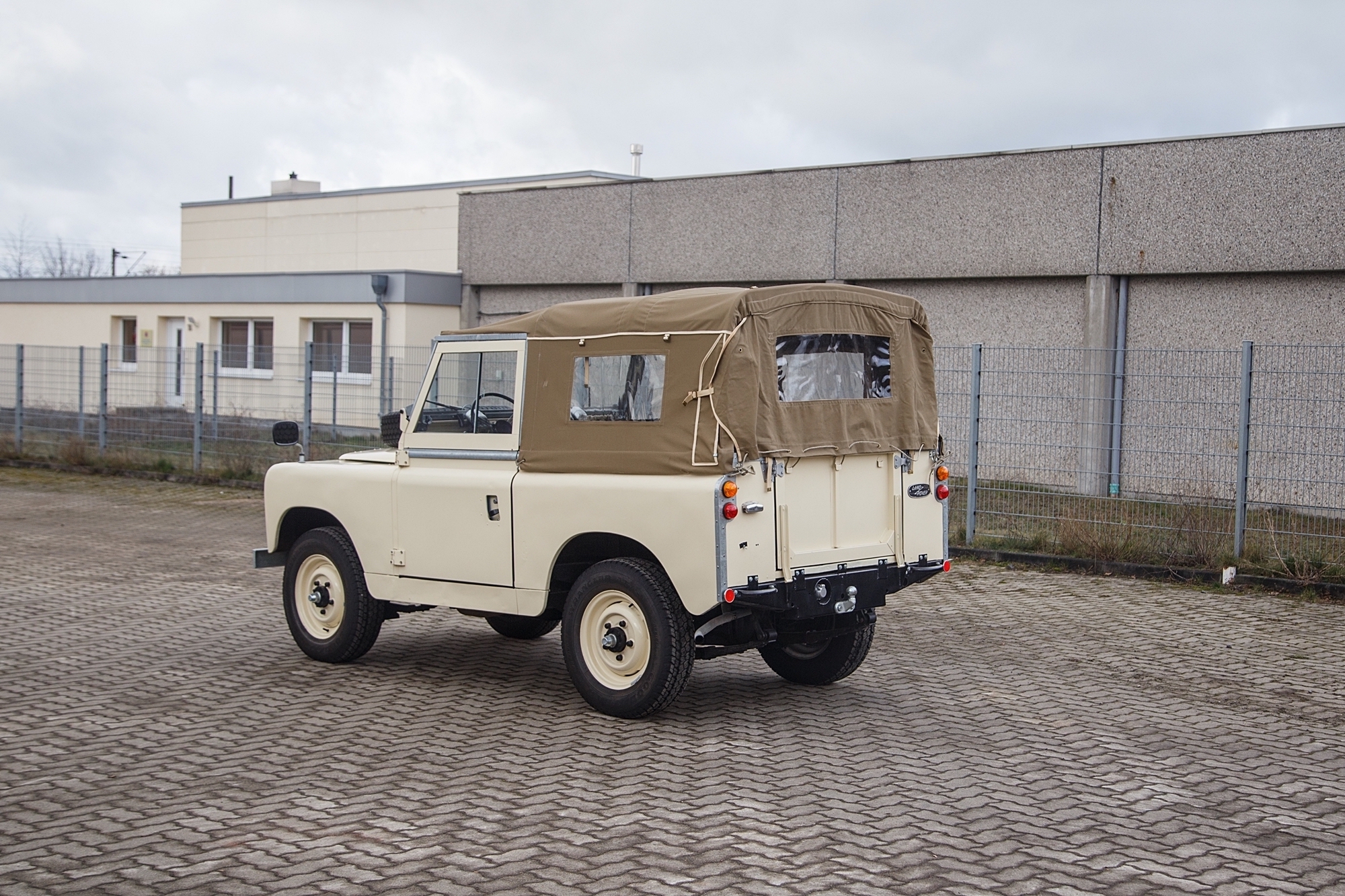 1961 LAND ROVER SERIES 11A 88