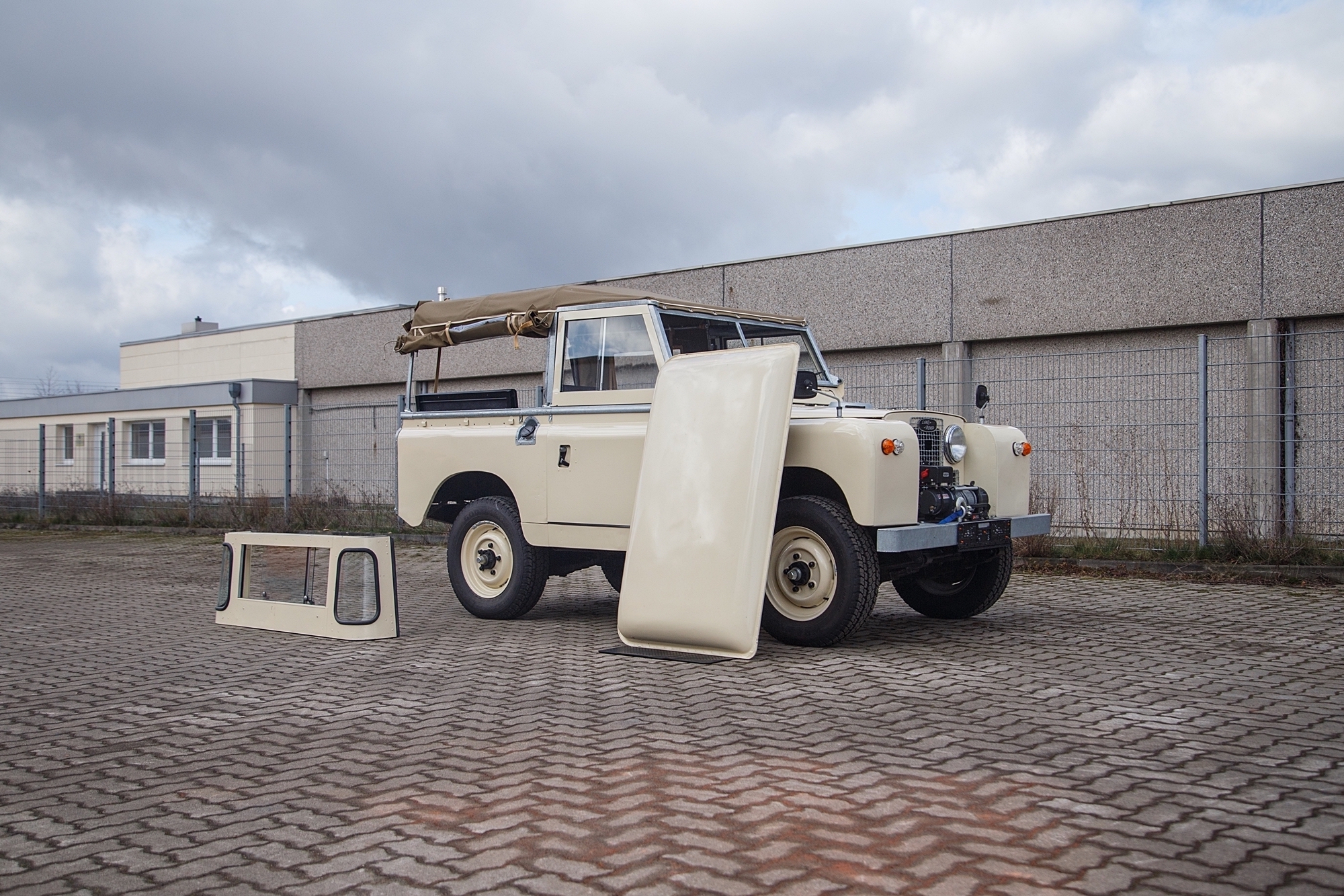 1961 LAND ROVER SERIES 11A 88