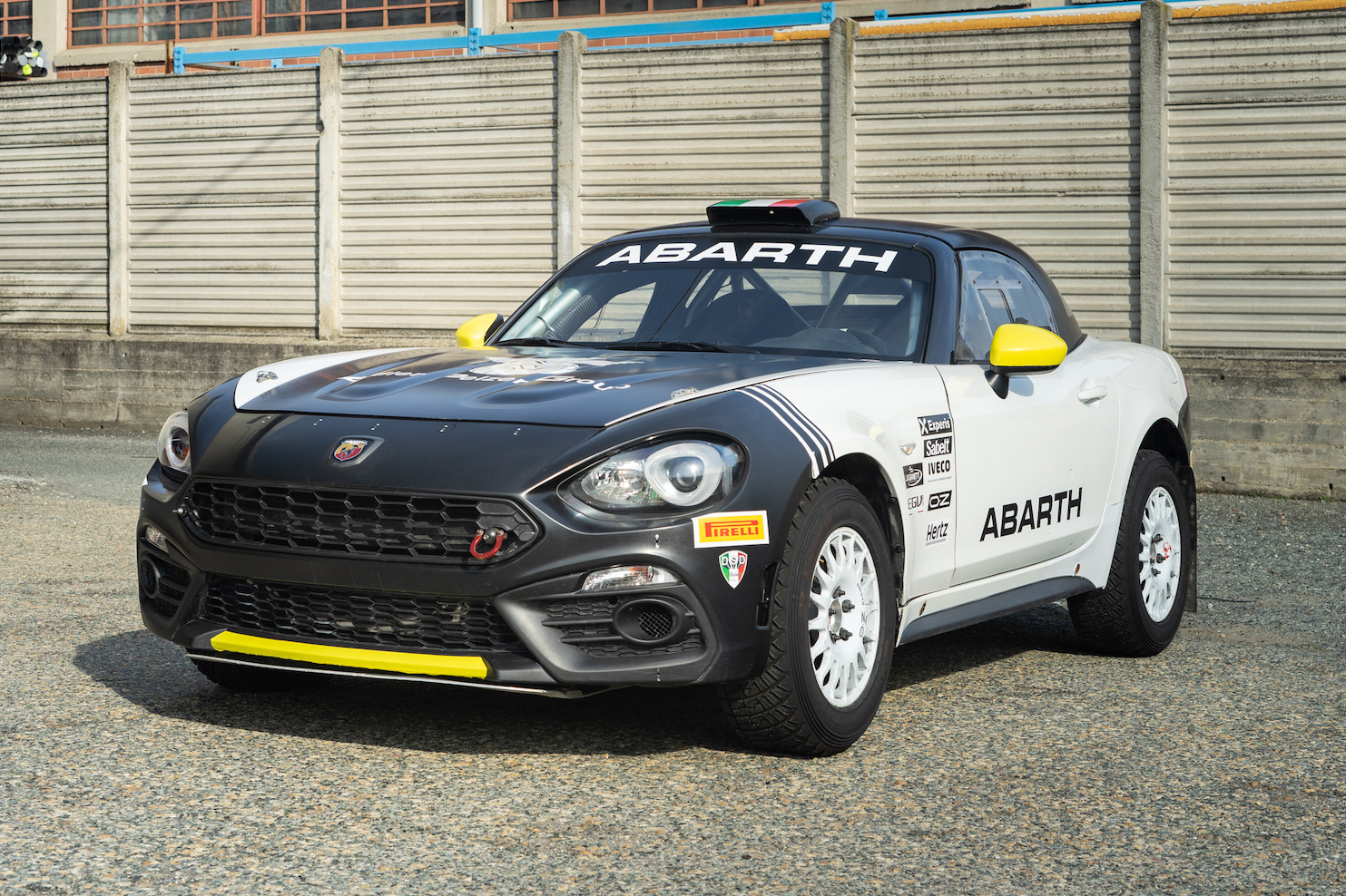 2016 ABARTH 124 RALLY RGT