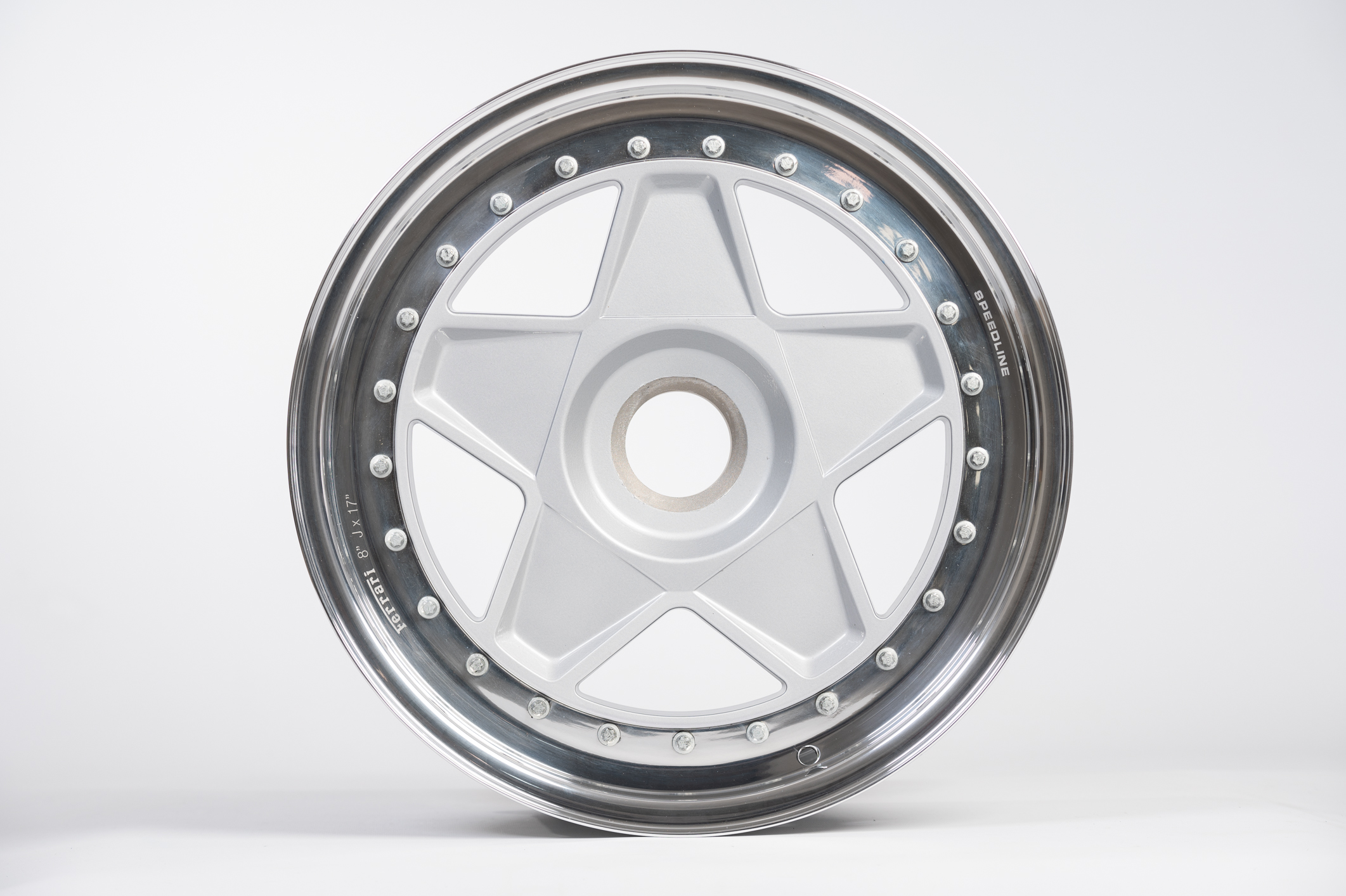 FERRARI F40 - SET OF RESTORED ALLOY WHEELS