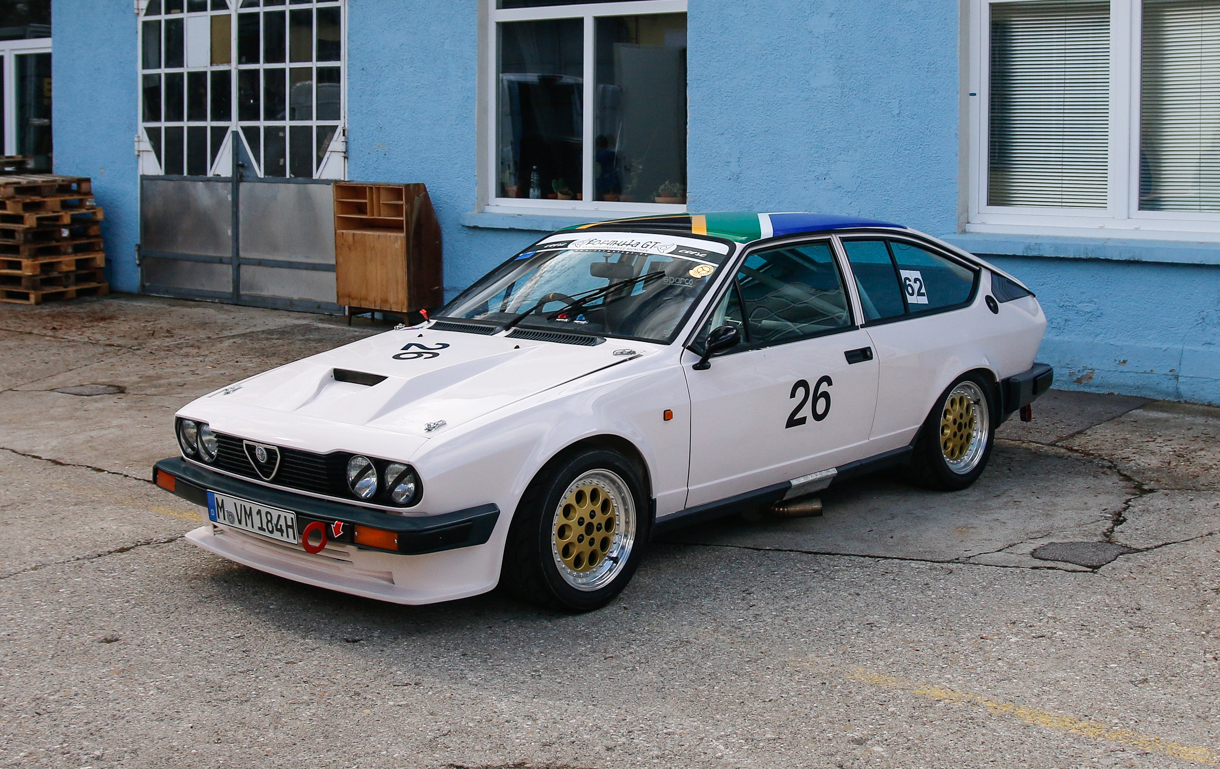 1984 ALFA ROMEO ALFETTA GTV6 3.0 RACE CAR