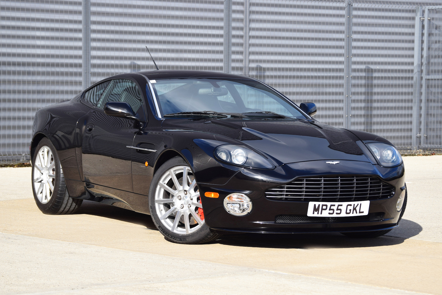 2006 ASTON MARTIN VANQUISH S