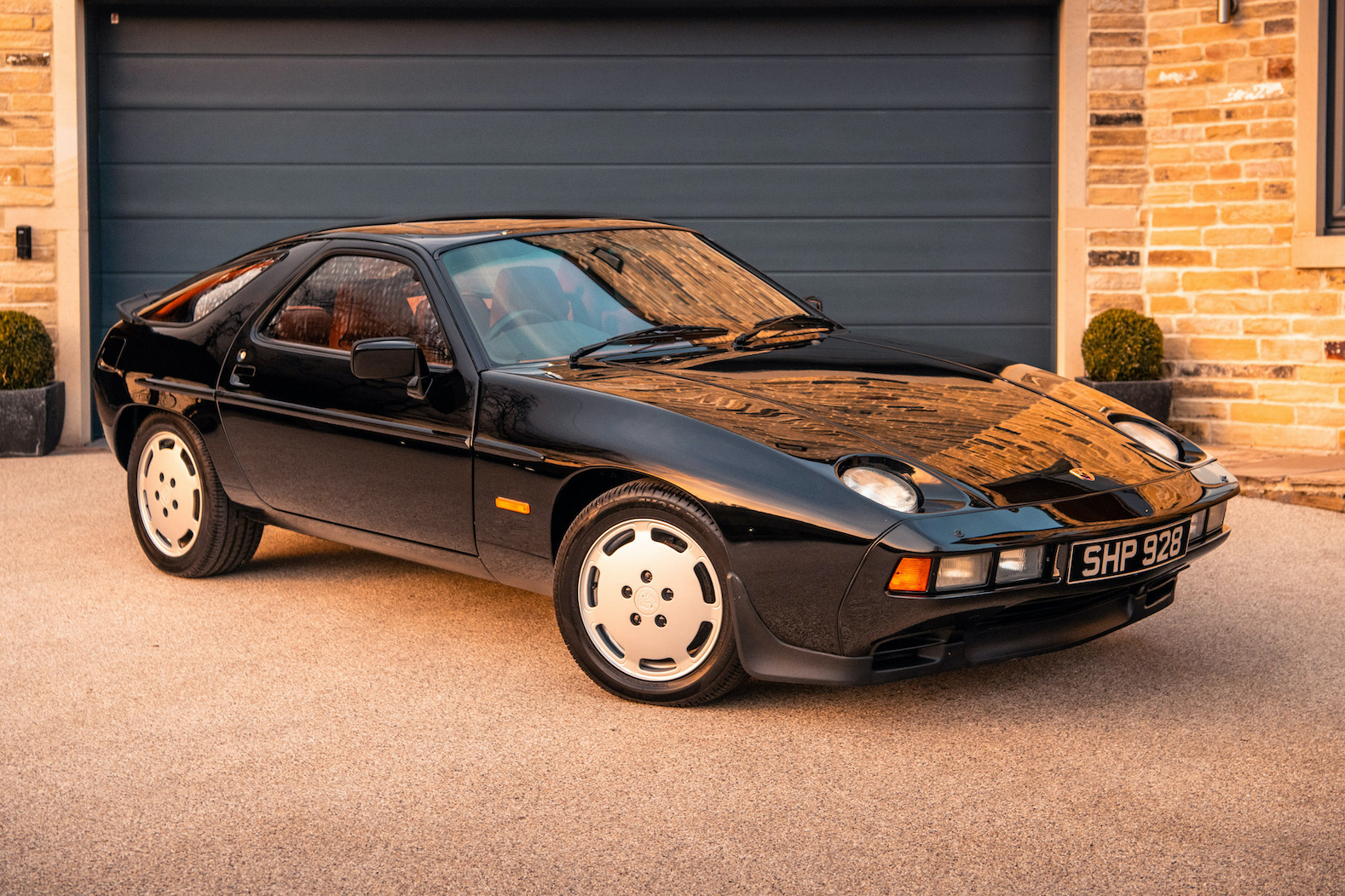 1982 PORSCHE 928 S