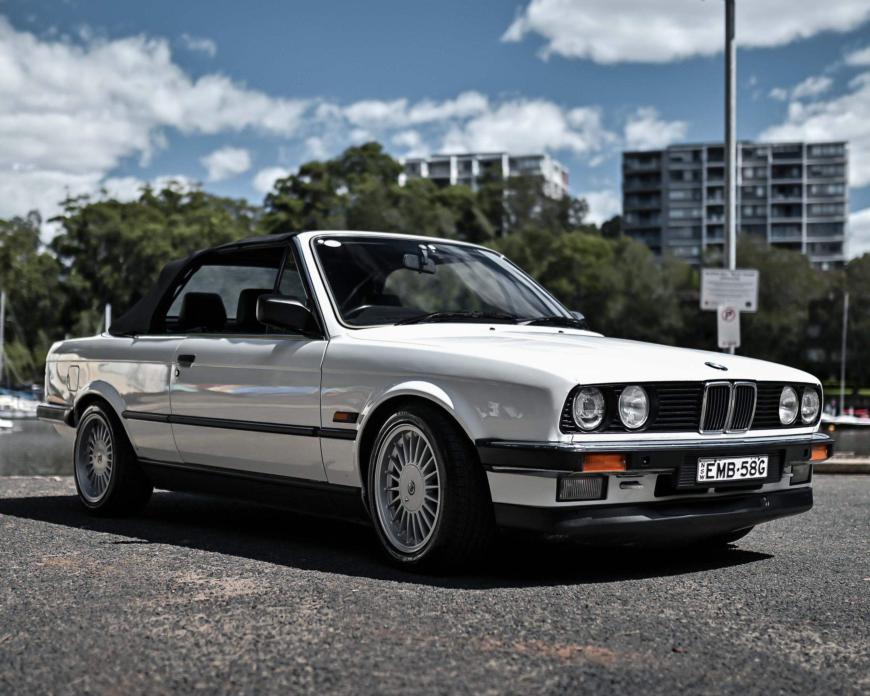 1989 BMW (E30) 320i CONVERTIBLE