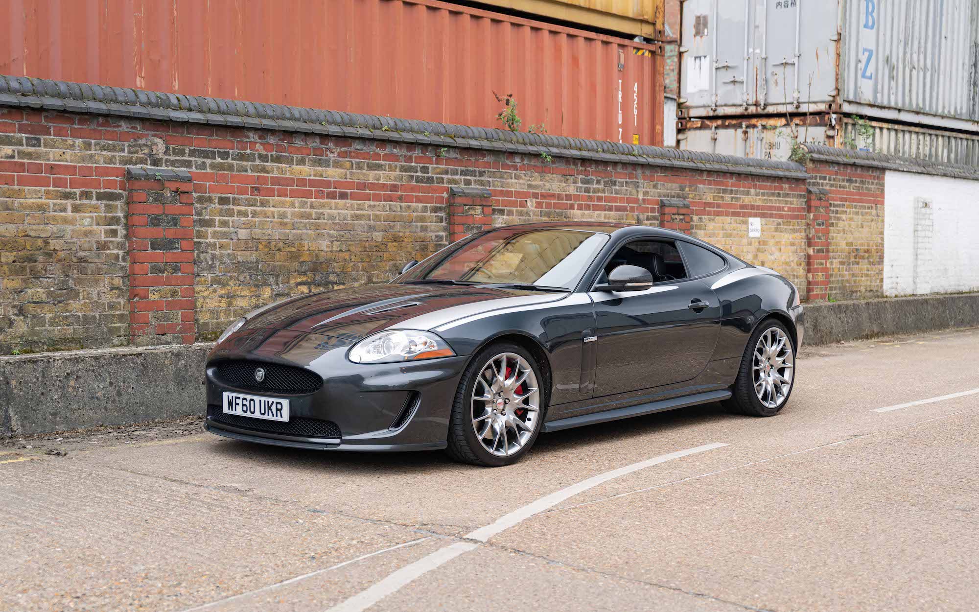Jaguar xkr 75