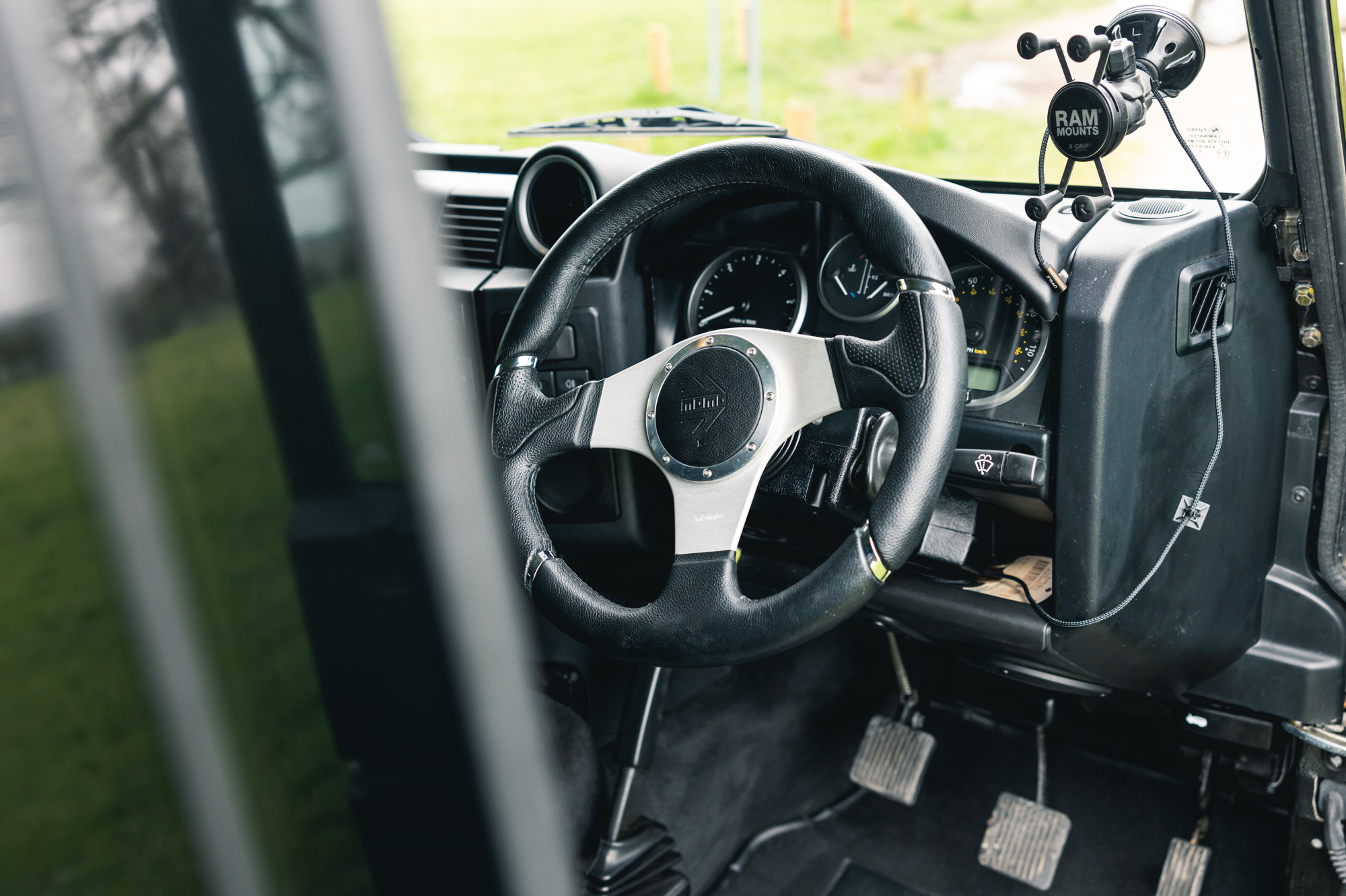 2014 LAND ROVER DEFENDER 110 XS UTILITY For Sale by Auction in
