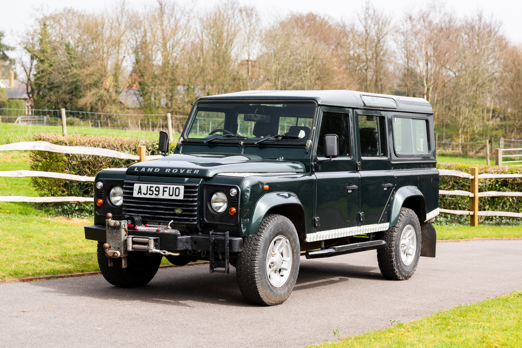 NO RESERVE: 2009 LAND ROVER DEFENDER 110