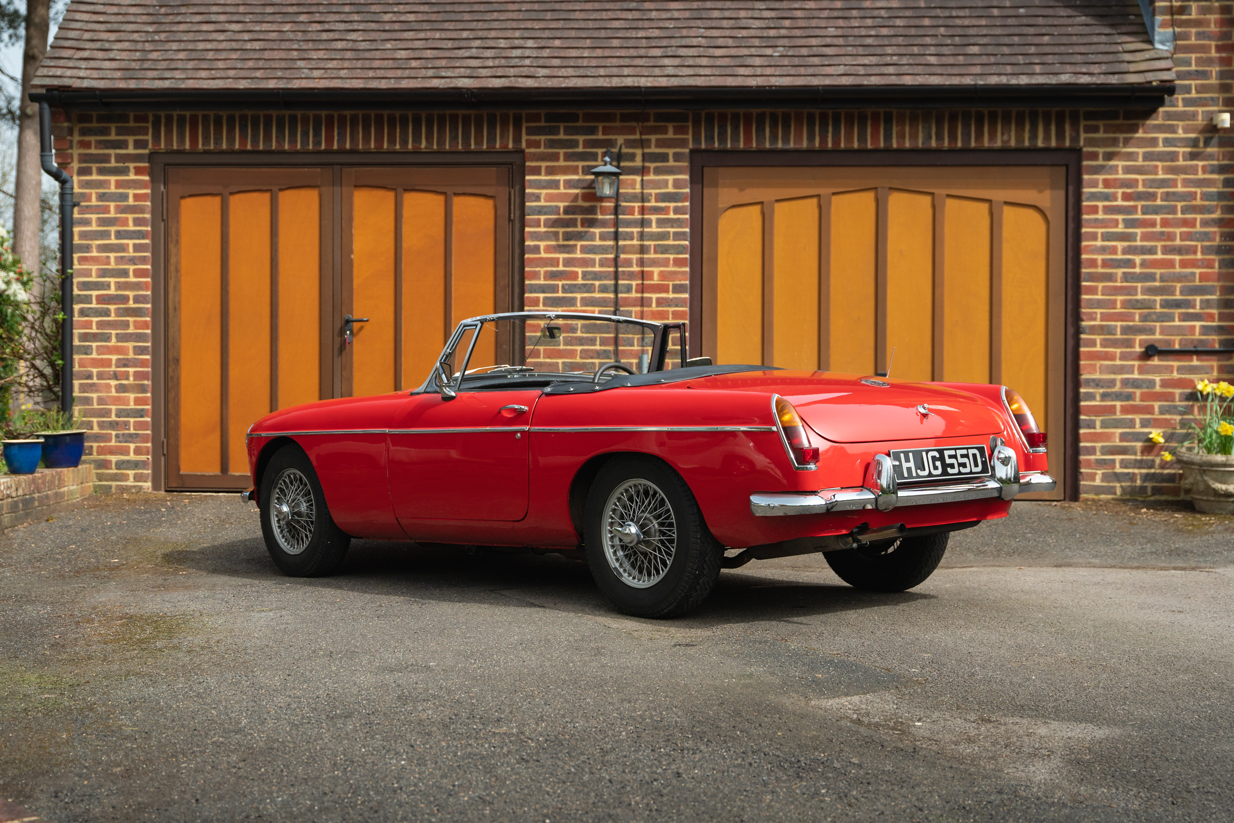 1966 MG B ROADSTER For Sale By Auction In Midhurst, West Sussex, United ...