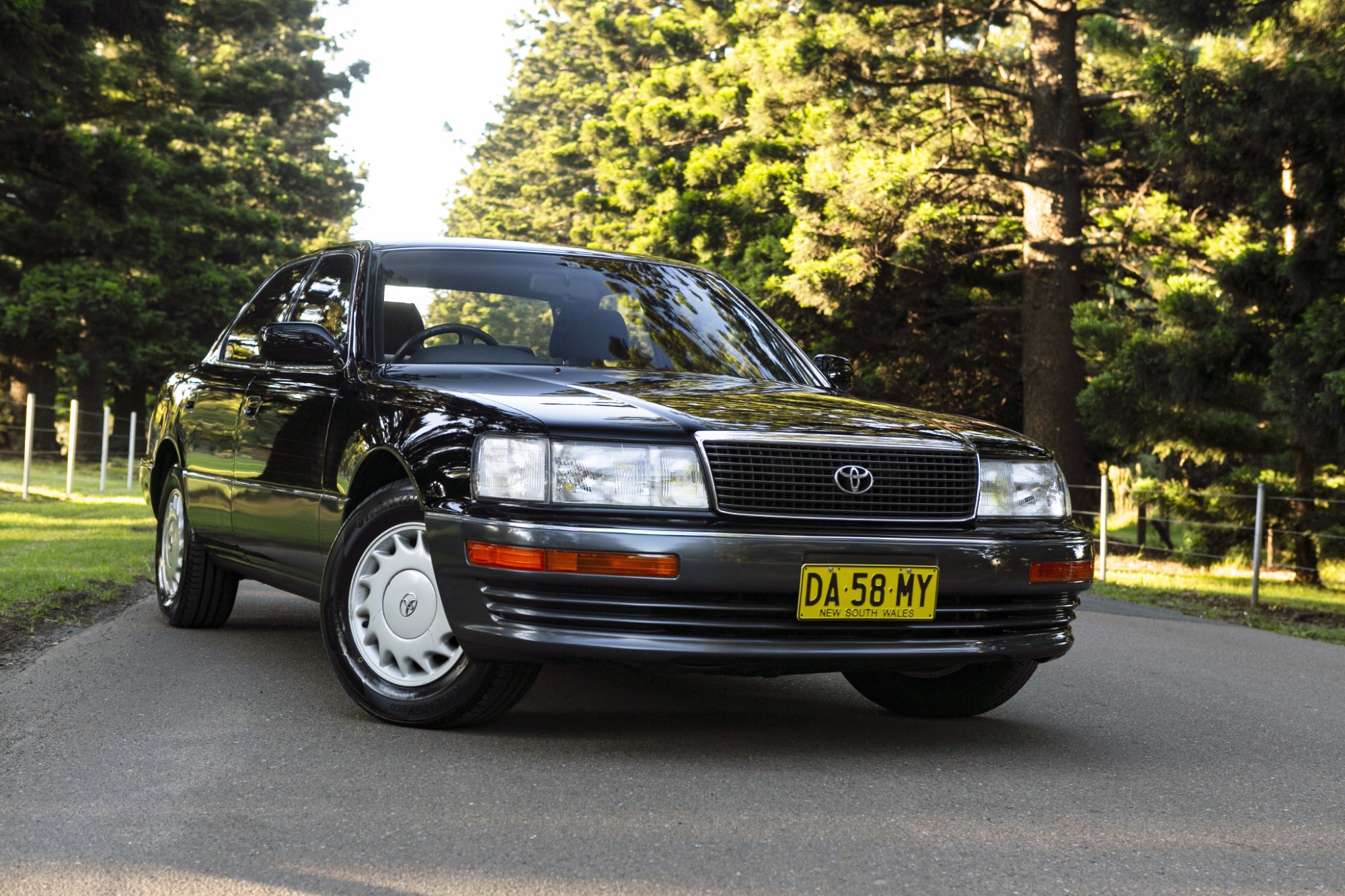 小物 CELSIOR 1992 Toyota Celsior auction - Cars & Bids