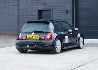 A 2004 Renault Clio V6 Phase 2 Just Sold For A Record $120,000, renault clio  2