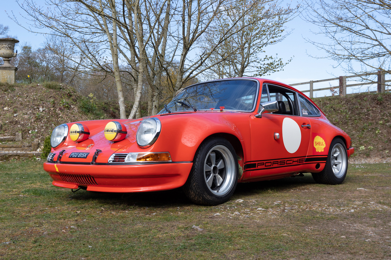 NO RESERVE: 1972 PORSCHE 911 2.4S - S/T RECREATION