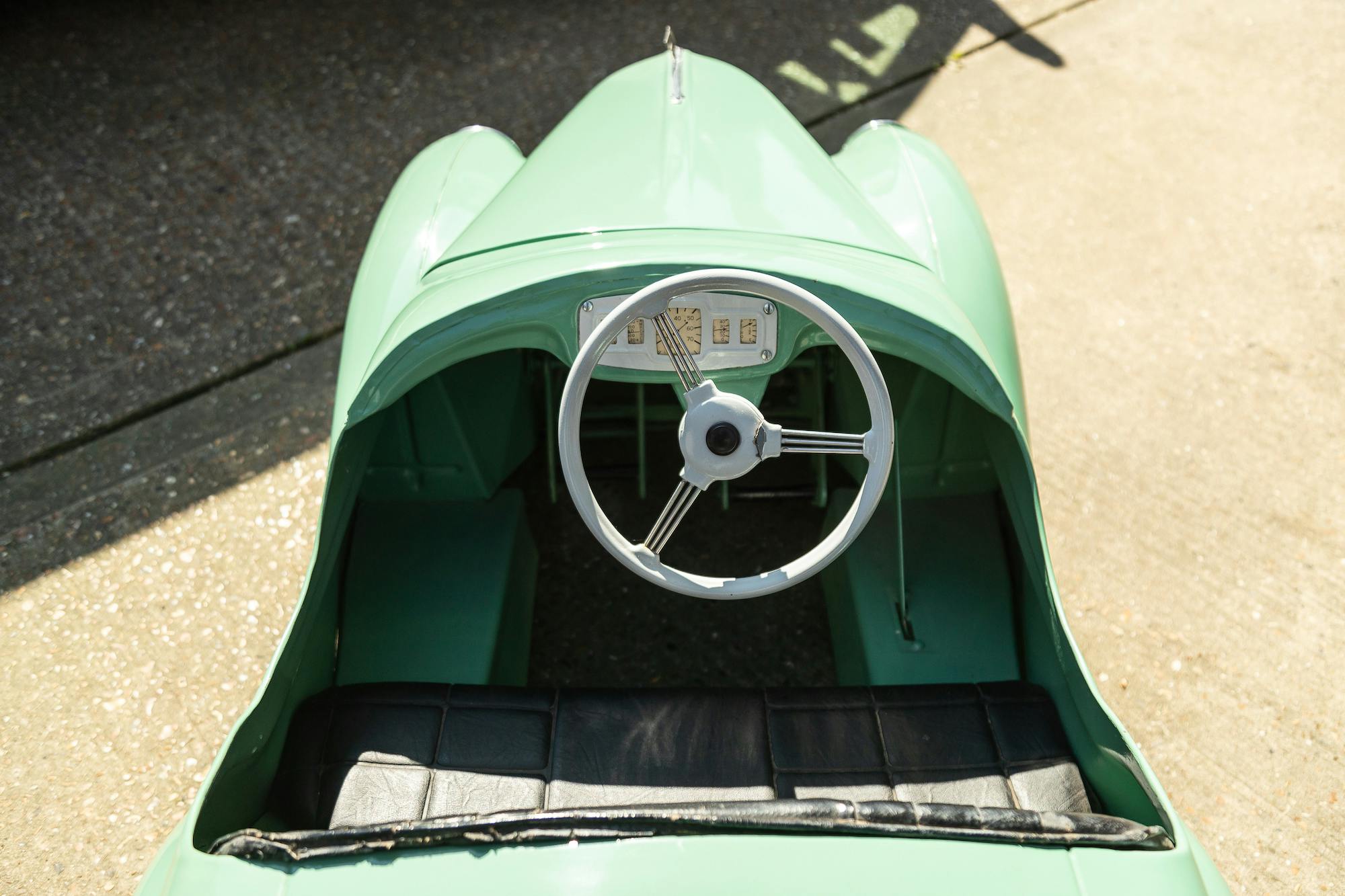 AUSTIN J40 PEDAL CAR