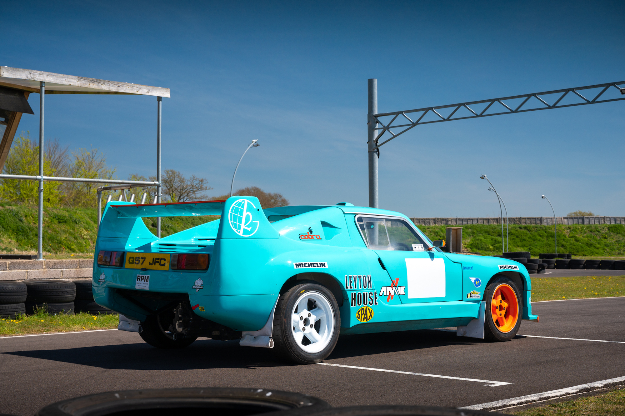 1989 DARRIAN T90 PROTOTYPE – EX-ROBIN HERD