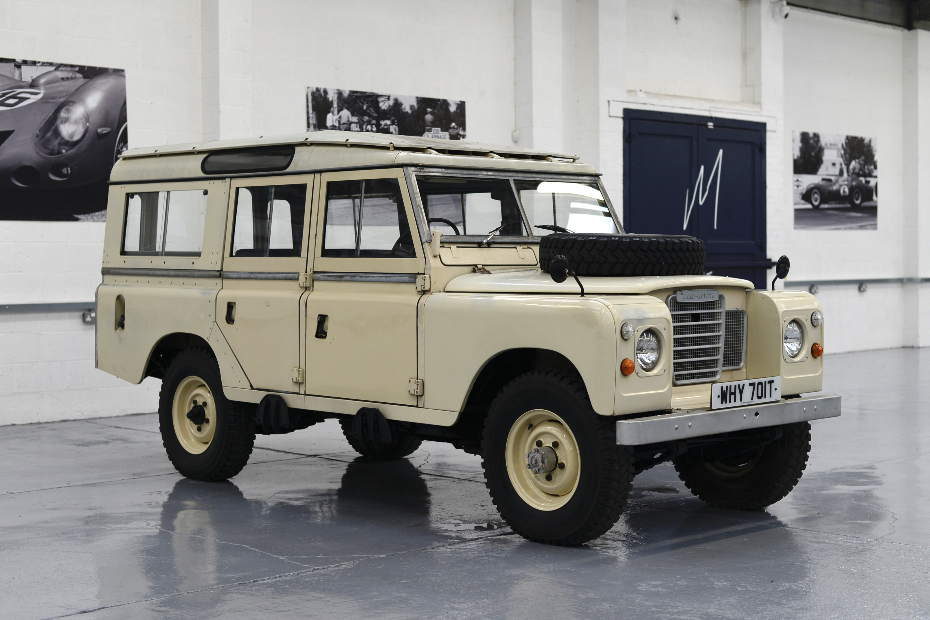 1979 LAND ROVER SERIES III 109" STATION WAGON