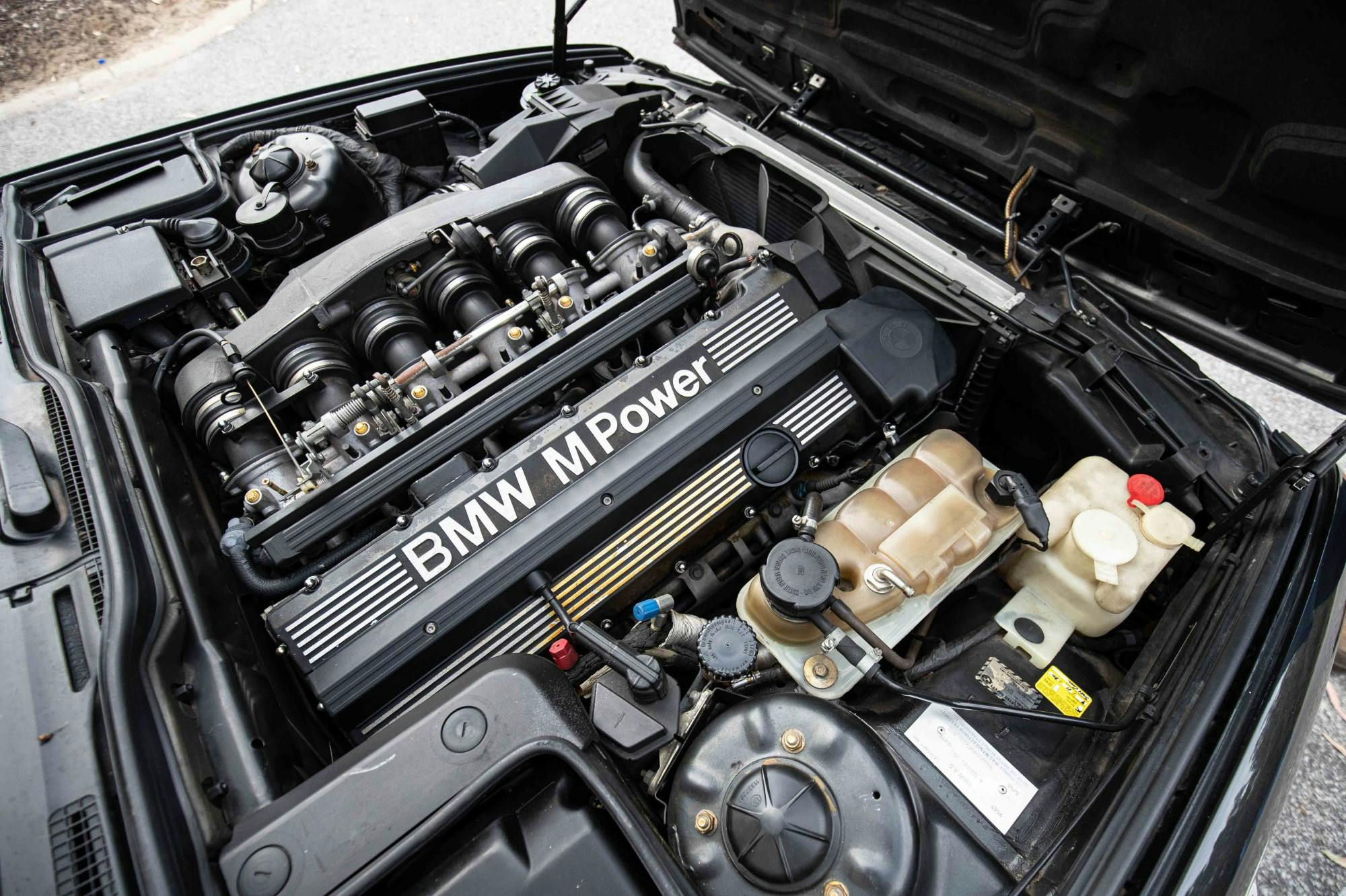 1992 BMW (E34) M5