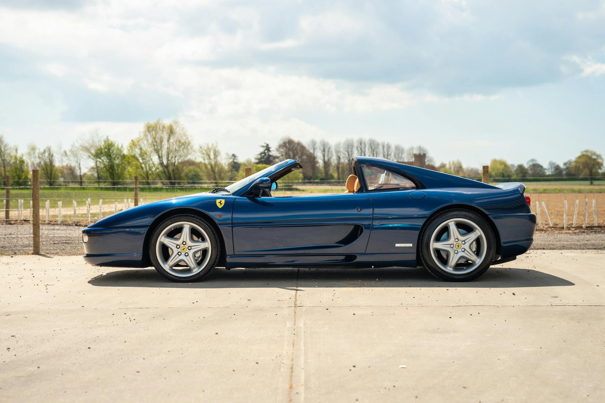 1999 FERRARI 355 F1 GTS 1999-ferrari-355-f1-gts