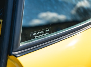 NO RESERVE: 1995 PORSCHE 911 (993) CARRERA RS 