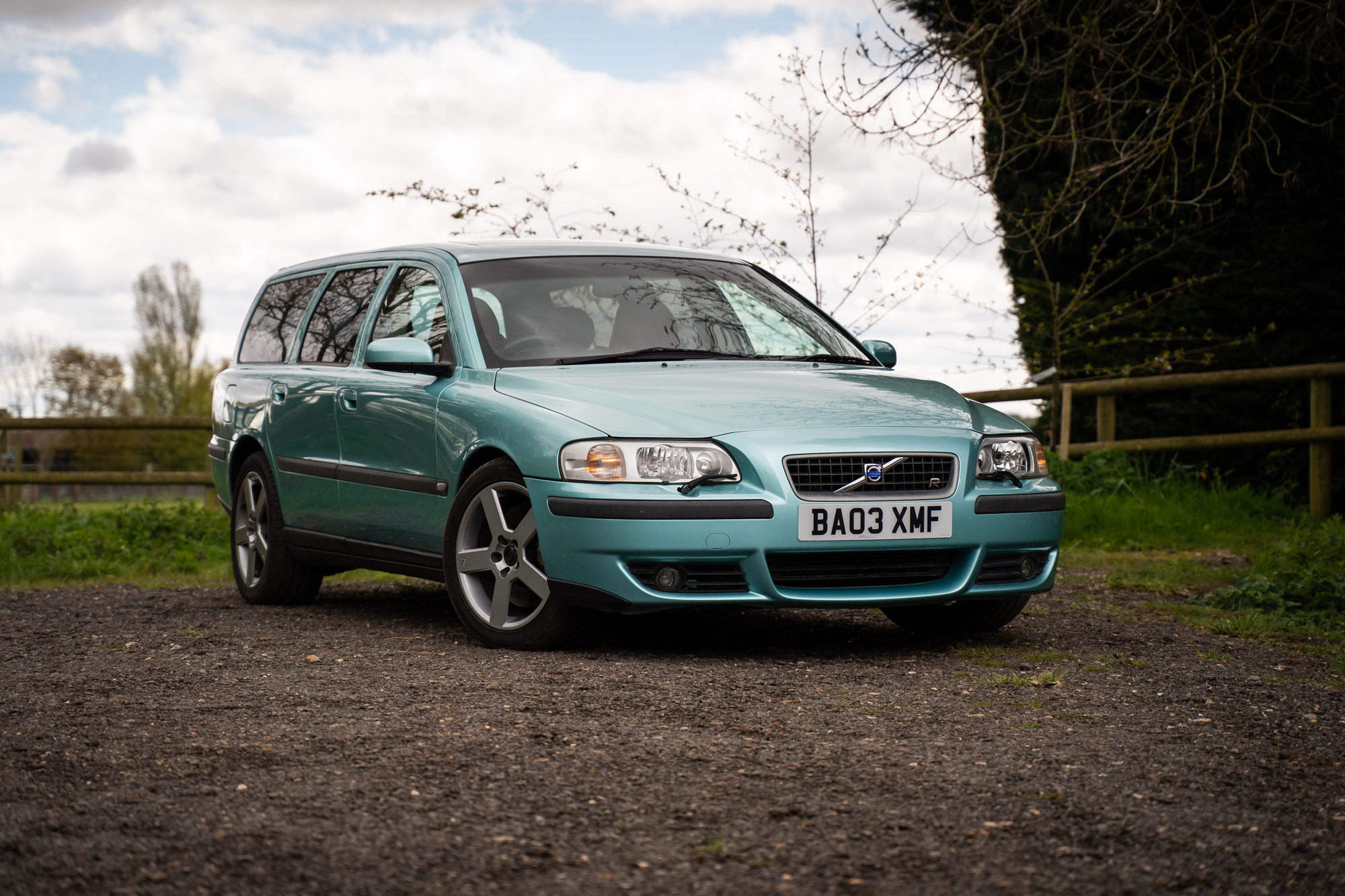Volvo v70 2003