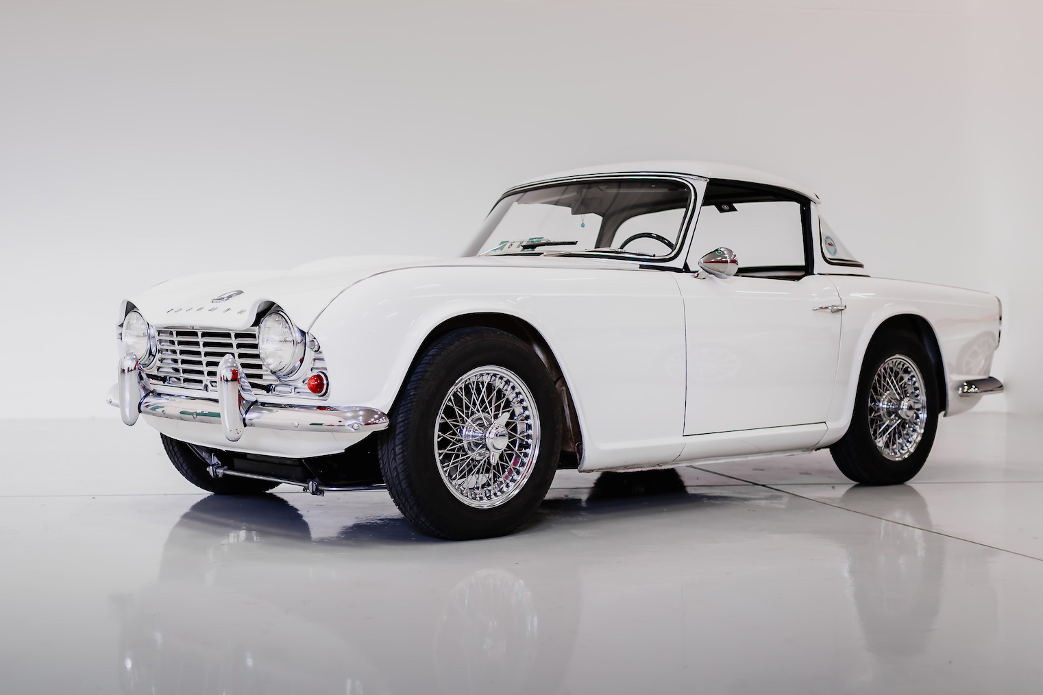 NO RESERVE: 1964 TRIUMPH TR4 'SURREY TOP'