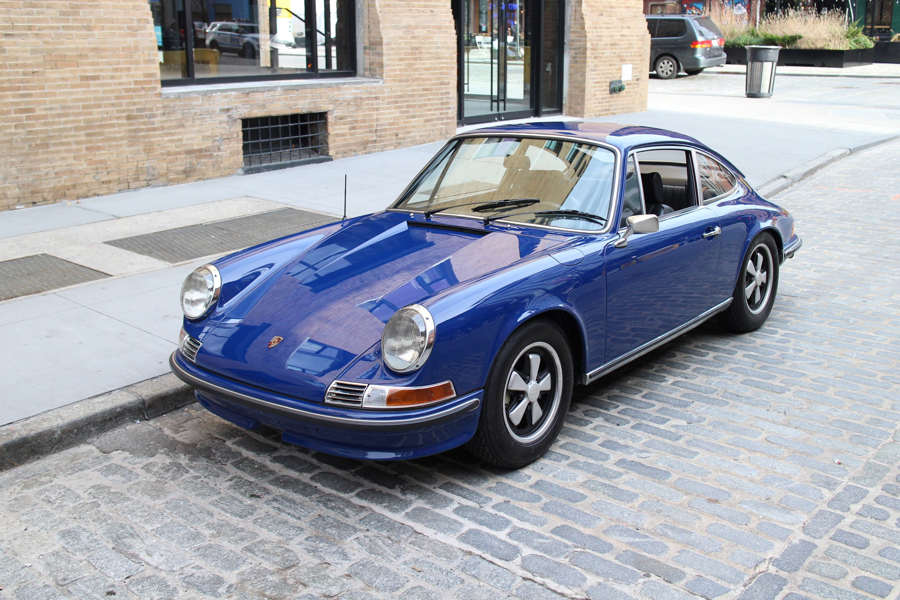 1972 PORSCHE 911 S 2.4 - 'OELKLAPPE'