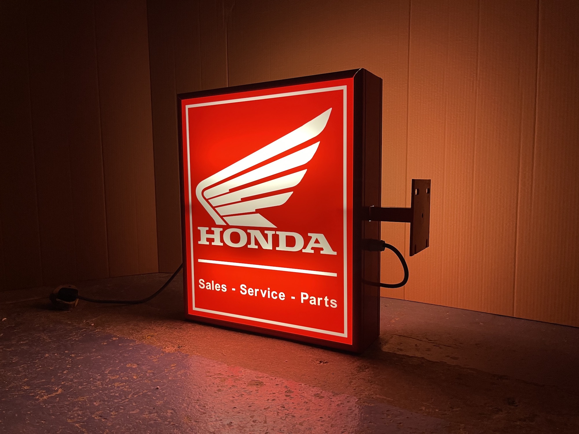 HONDA MOTORCYCLES SERVICE SIGN for sale by auction in Northumberland ...