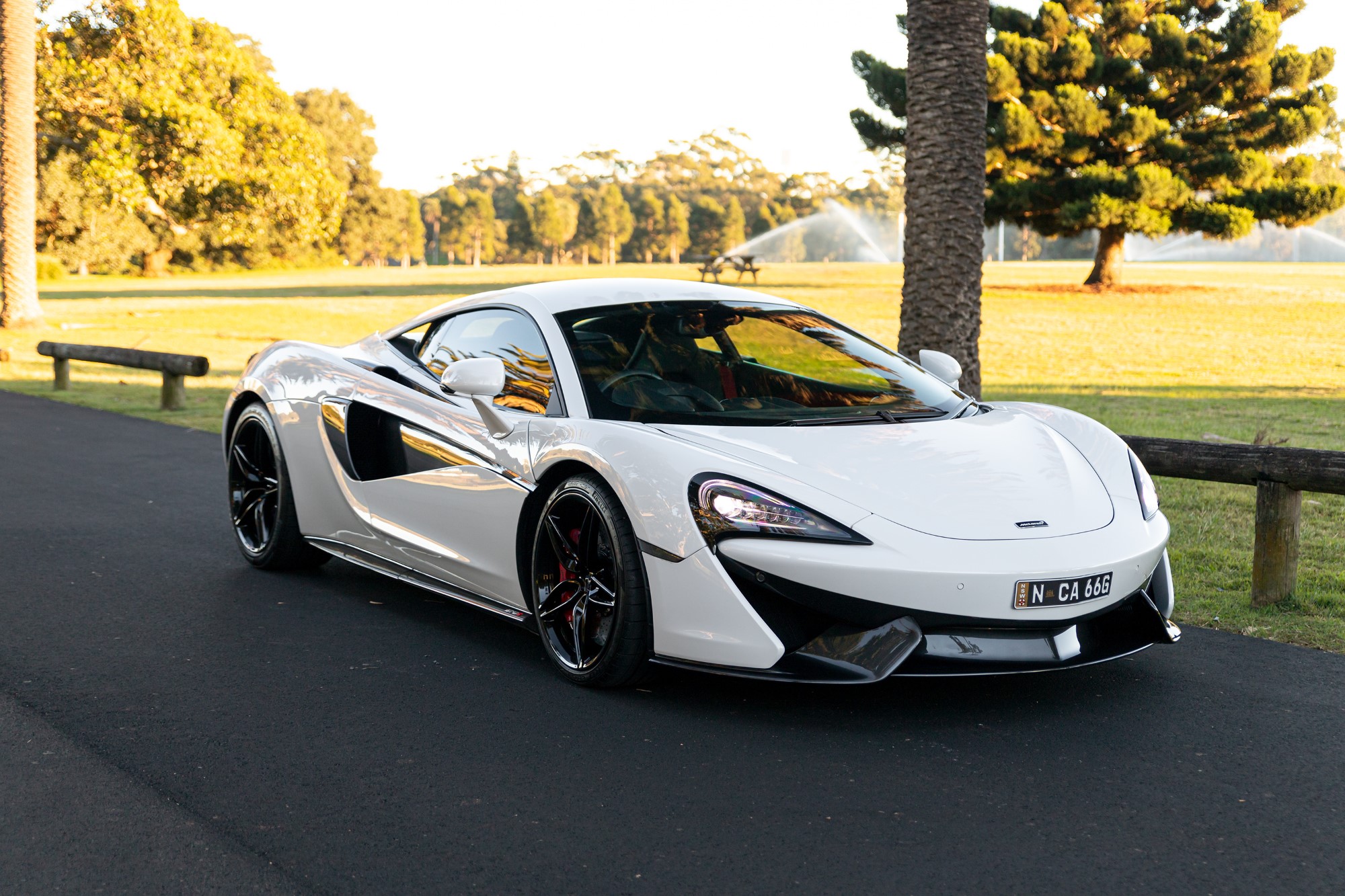 2019 MCLAREN 570S