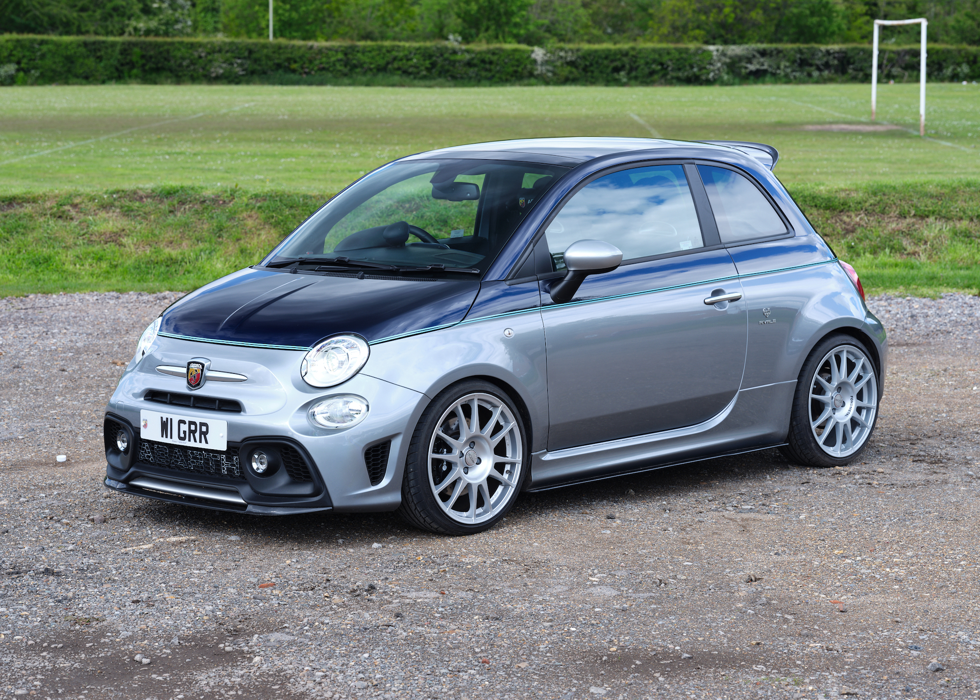 18 Abarth 695 Rivale