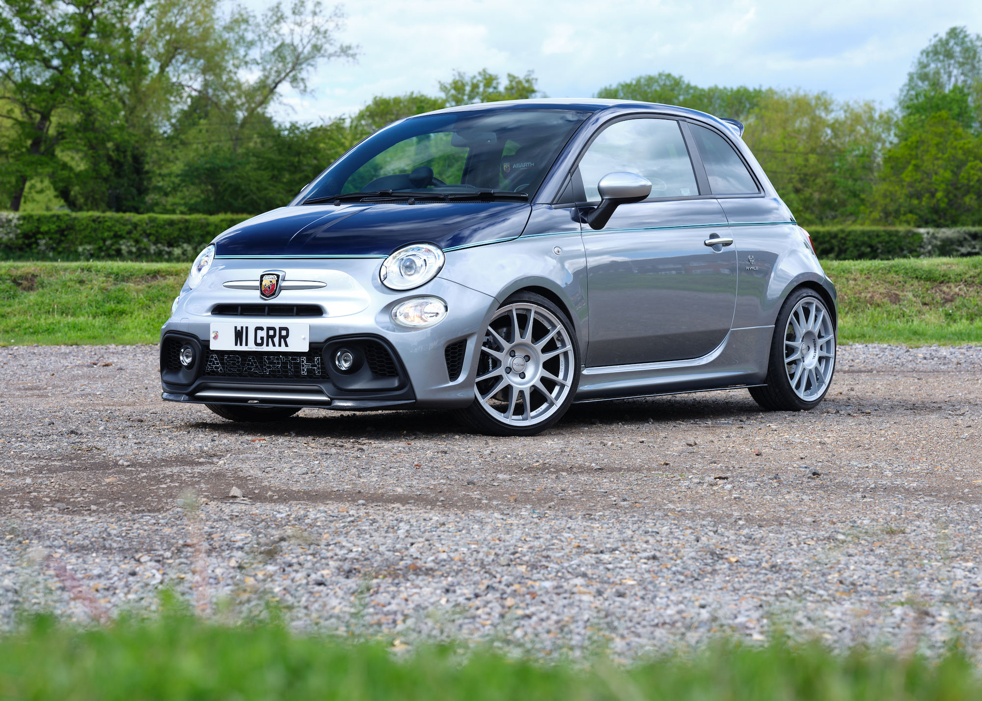 18 Abarth 695 Rivale