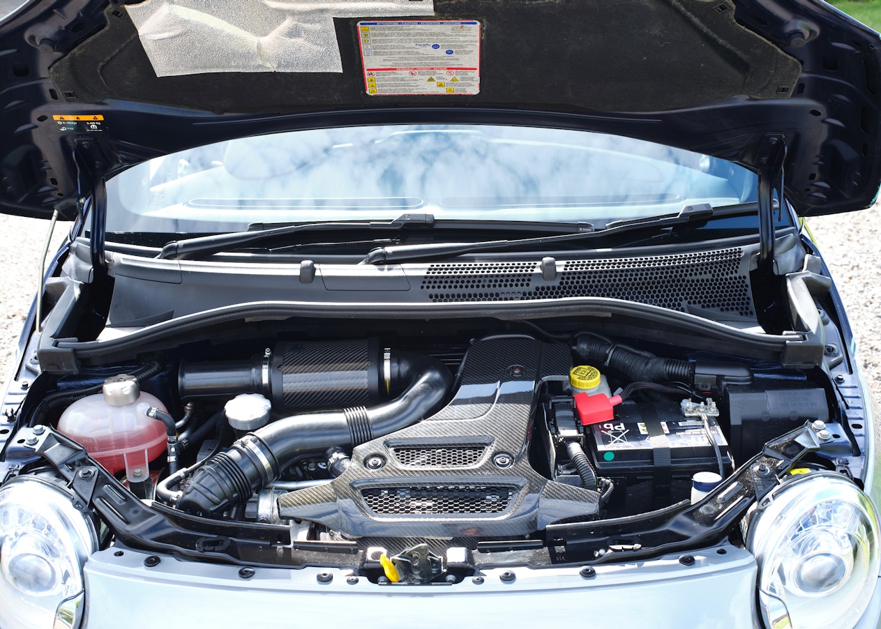 18 Abarth 695 Rivale 18 Abarth 695 Rivale