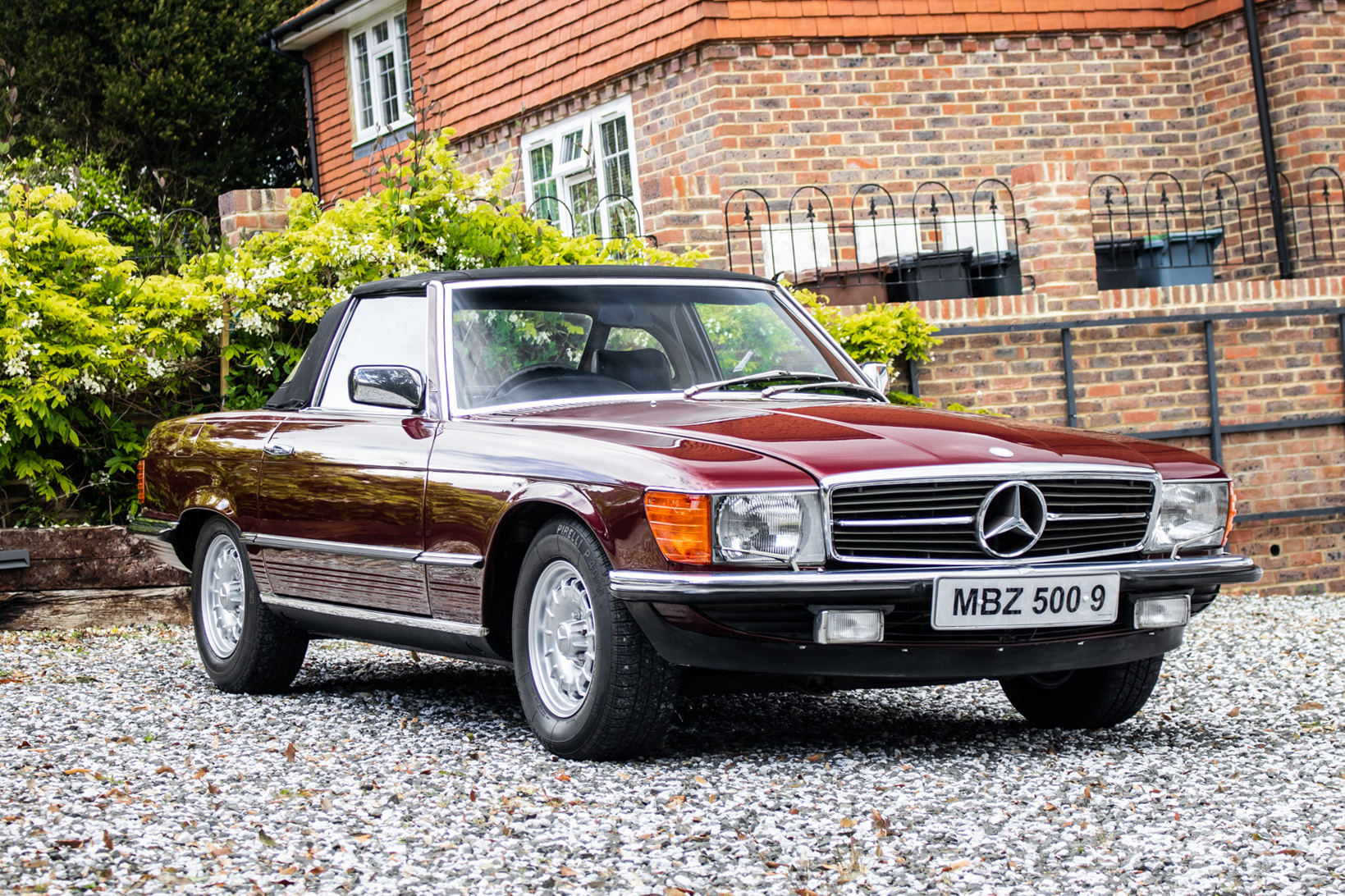 NO RESERVE: 1985 MERCEDES-BENZ (R107) 500 SL