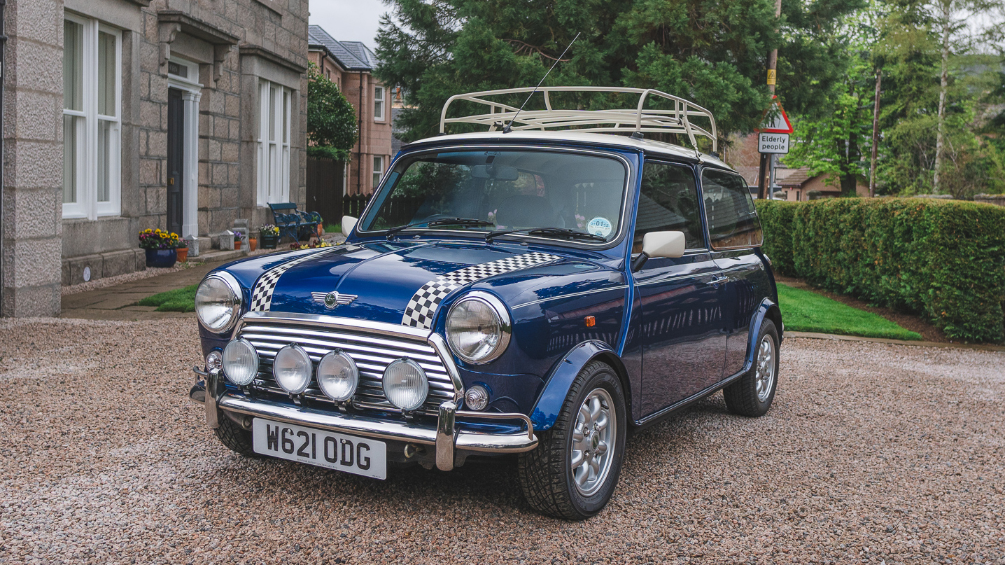 2000 ROVER MINI COOPER - 7,909 MILES