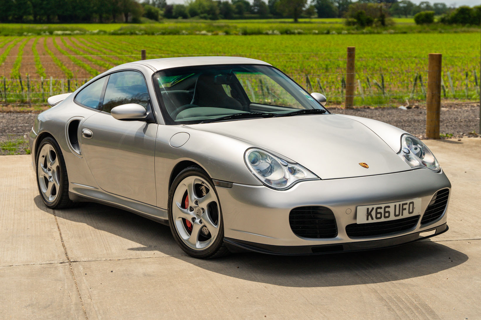 NO RESERVE: 2000 PORSCHE 911 (996) TURBO