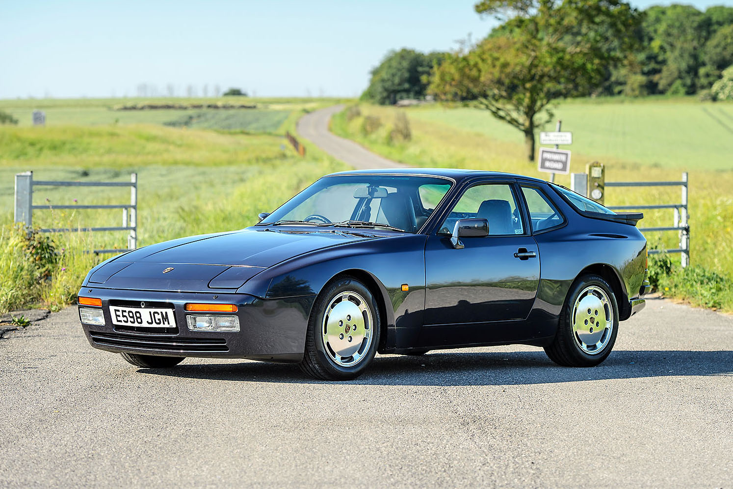 NO RESERVE: 1988 PORSCHE 944 TURBO